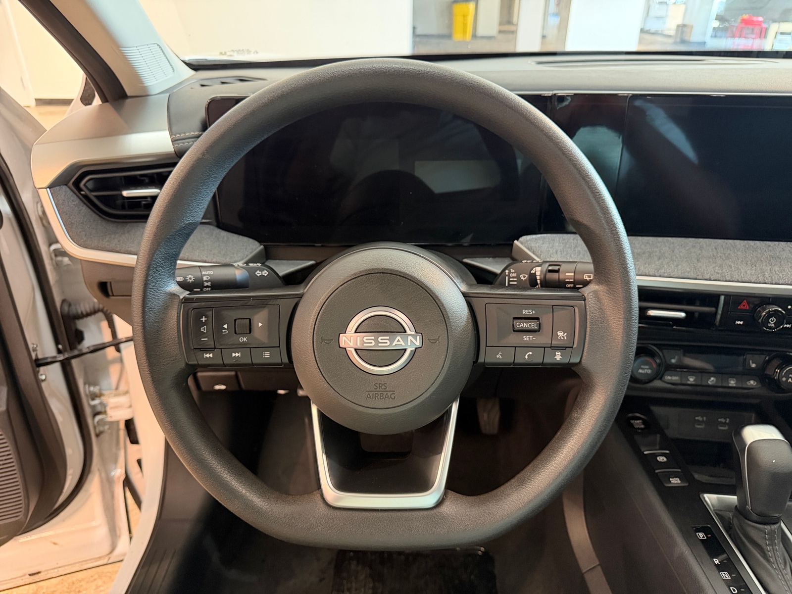 Thumbnail: 2026 Nissan Kicks - 5
