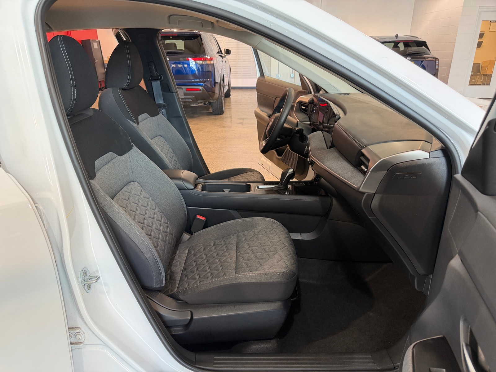 Thumbnail: 2026 Nissan Kicks - 2