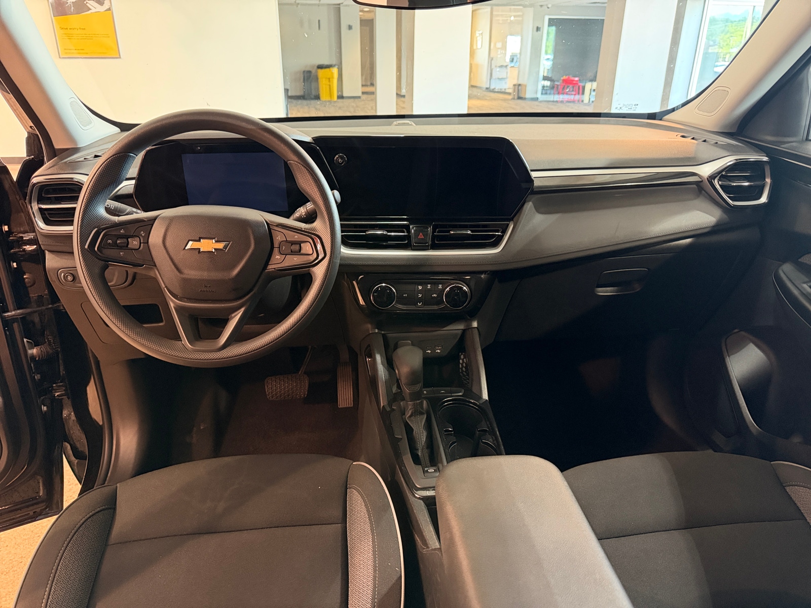 Thumbnail: 2025 Chevrolet TrailBlazer - 3