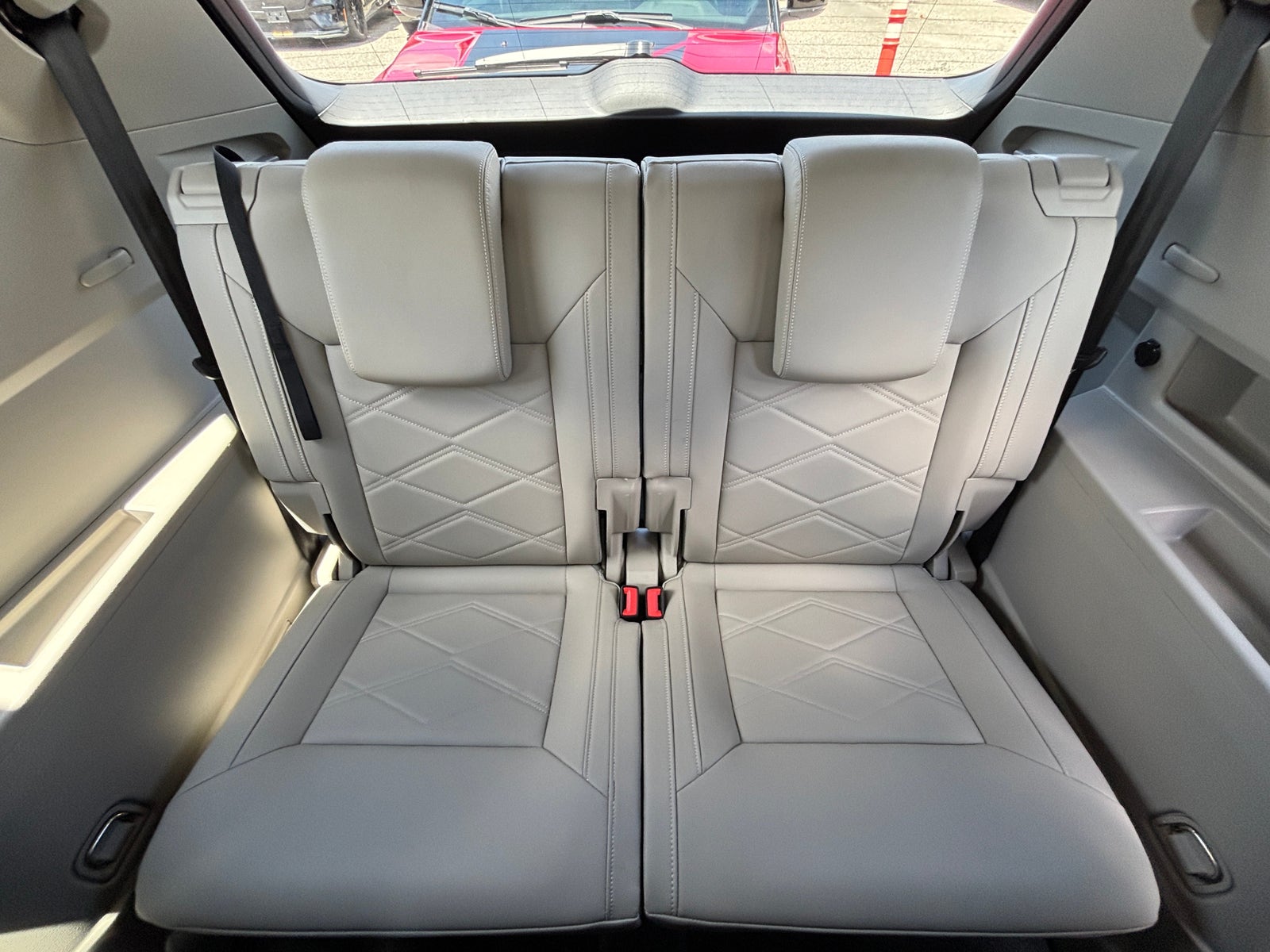 Thumbnail: 2026 Volkswagen Atlas - 5
