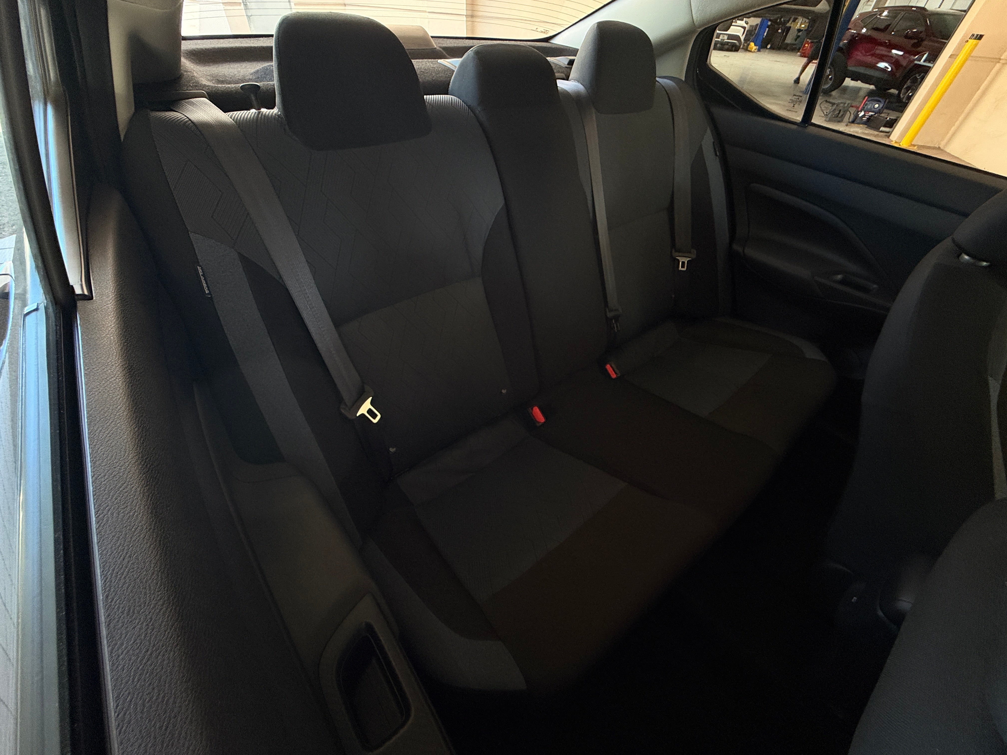 2025 Nissan Versa Sedan SV - Photo 9