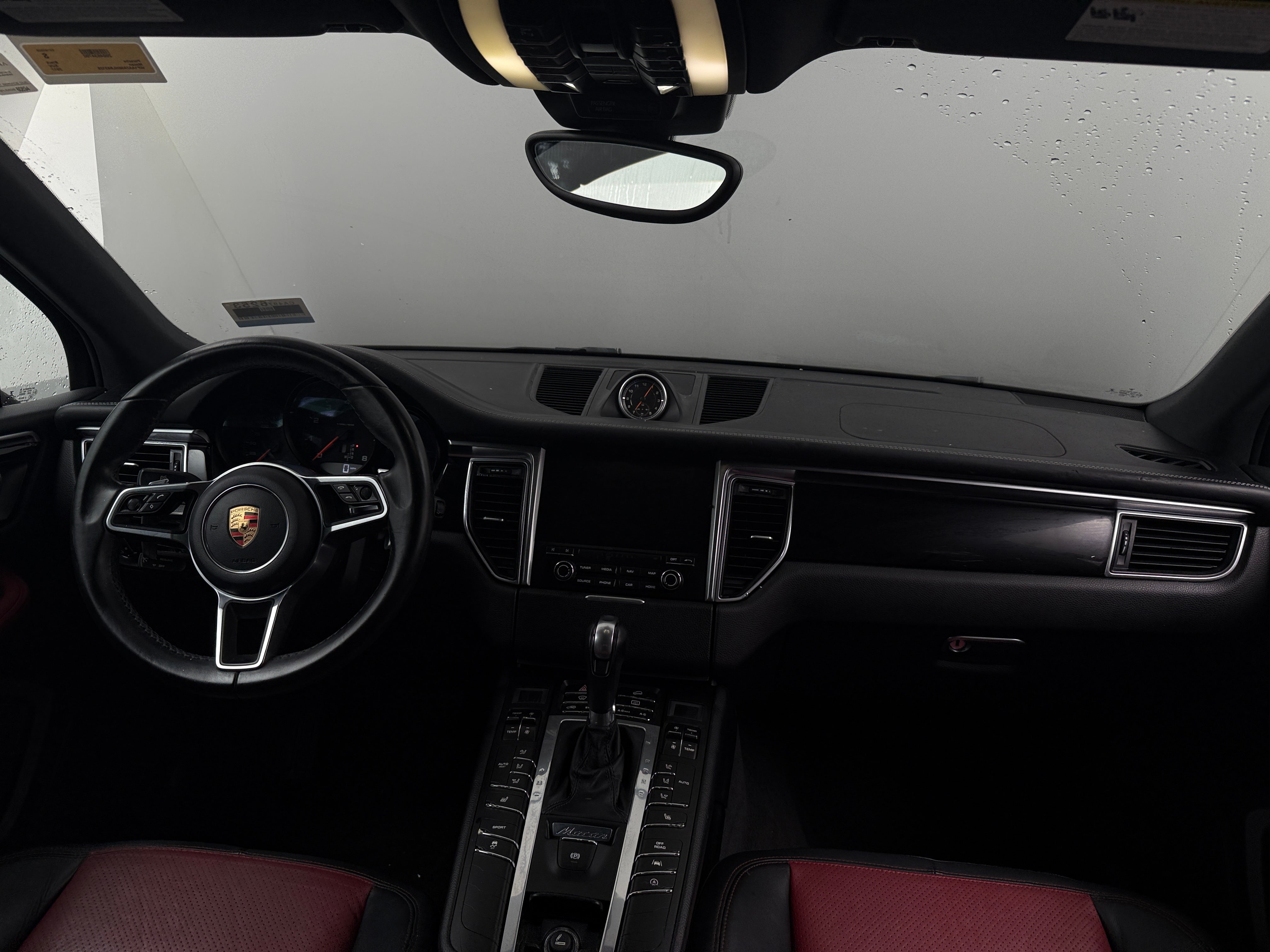 2017 Porsche Macan