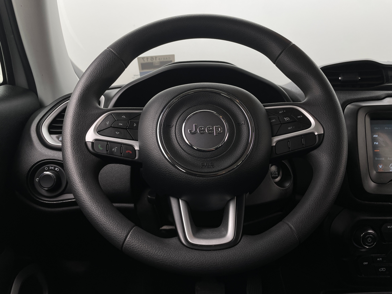 Thumbnail: 2021 Jeep Renegade - 5
