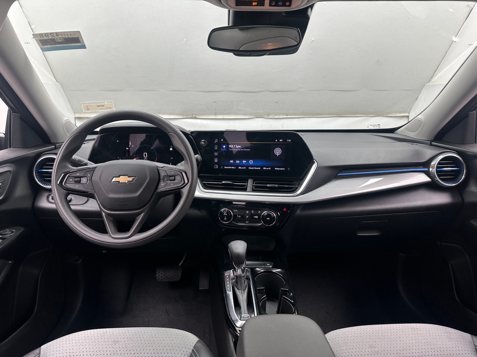 Thumbnail: 2025 Chevrolet Trax - 2