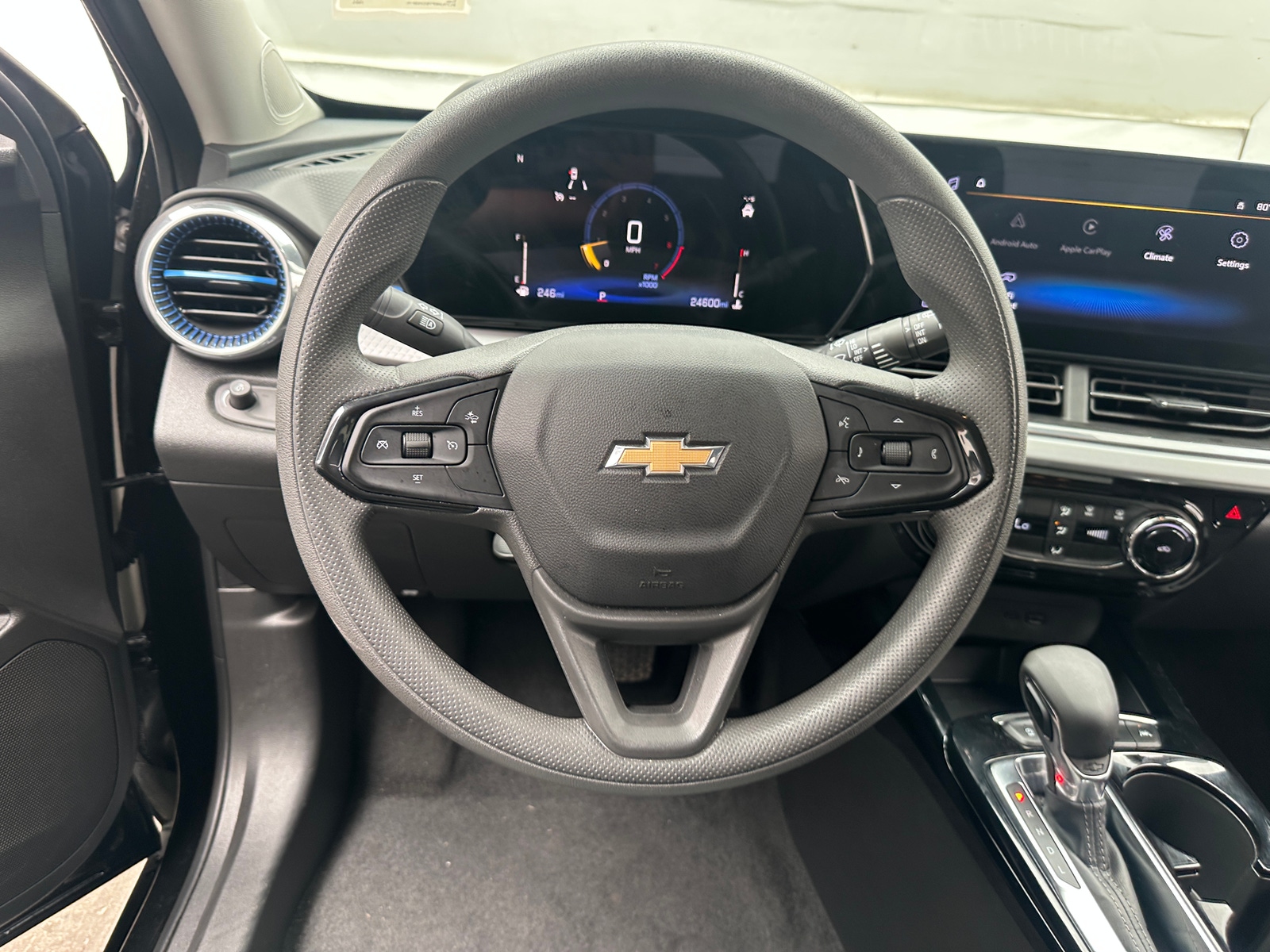 Thumbnail: 2025 Chevrolet Trax - 4