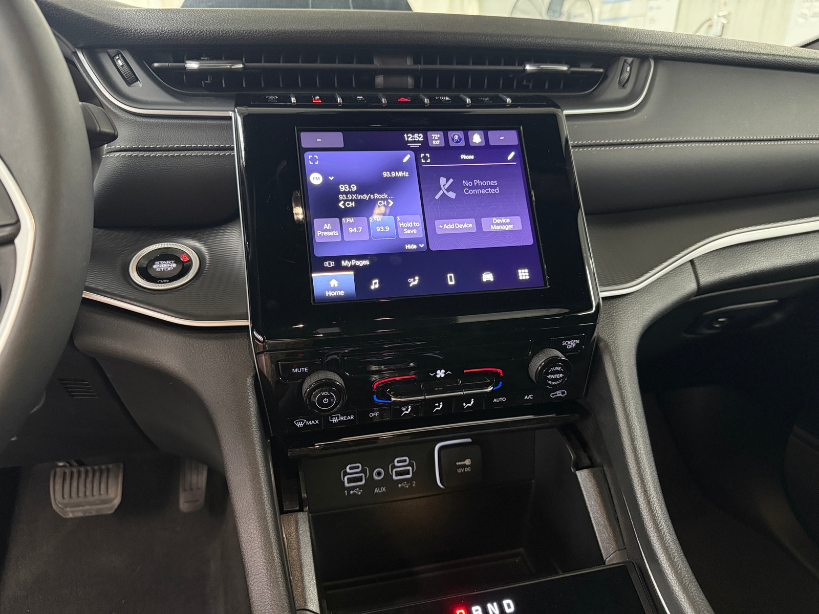 Thumbnail: 2025 Jeep Grand Cherokee - 4