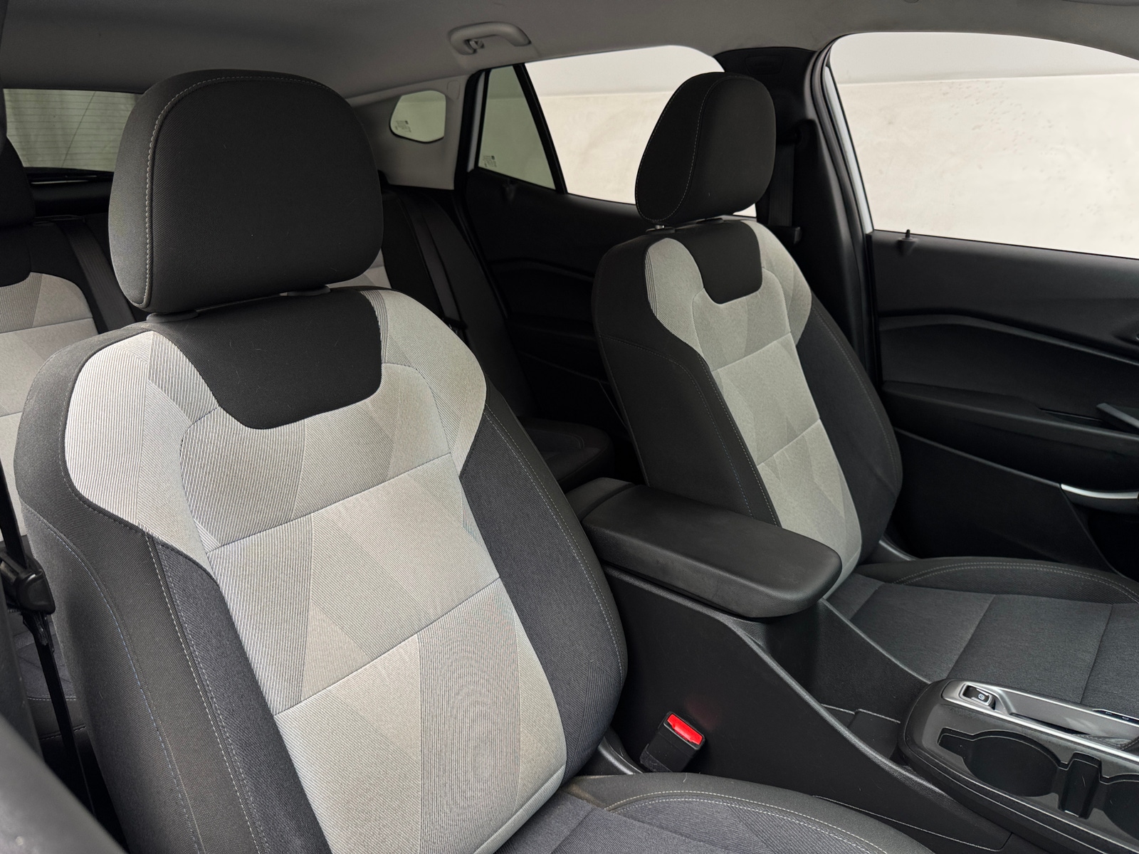 Thumbnail: 2024 Chevrolet Trax - 2