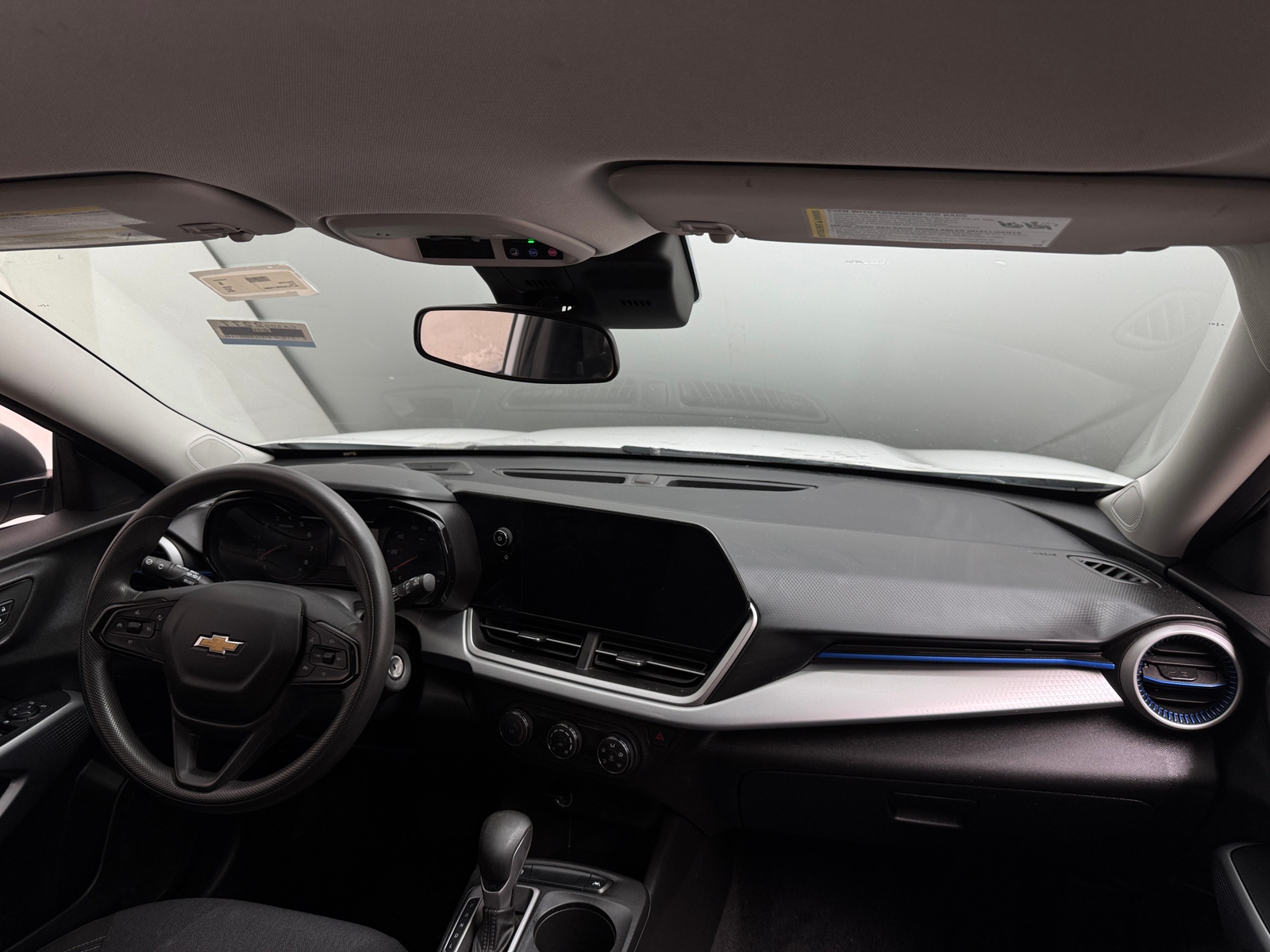 Thumbnail: 2024 Chevrolet Trax - 3