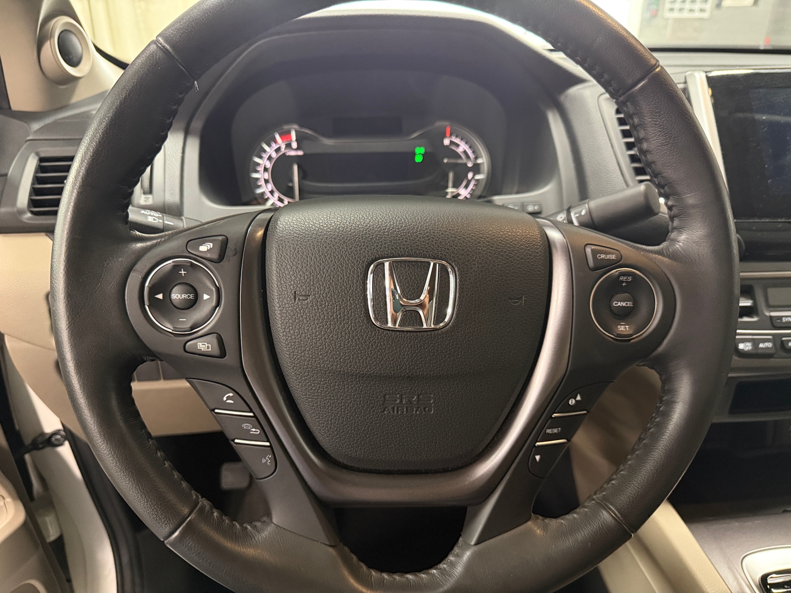 Thumbnail: 2019 Honda Ridgeline - 4
