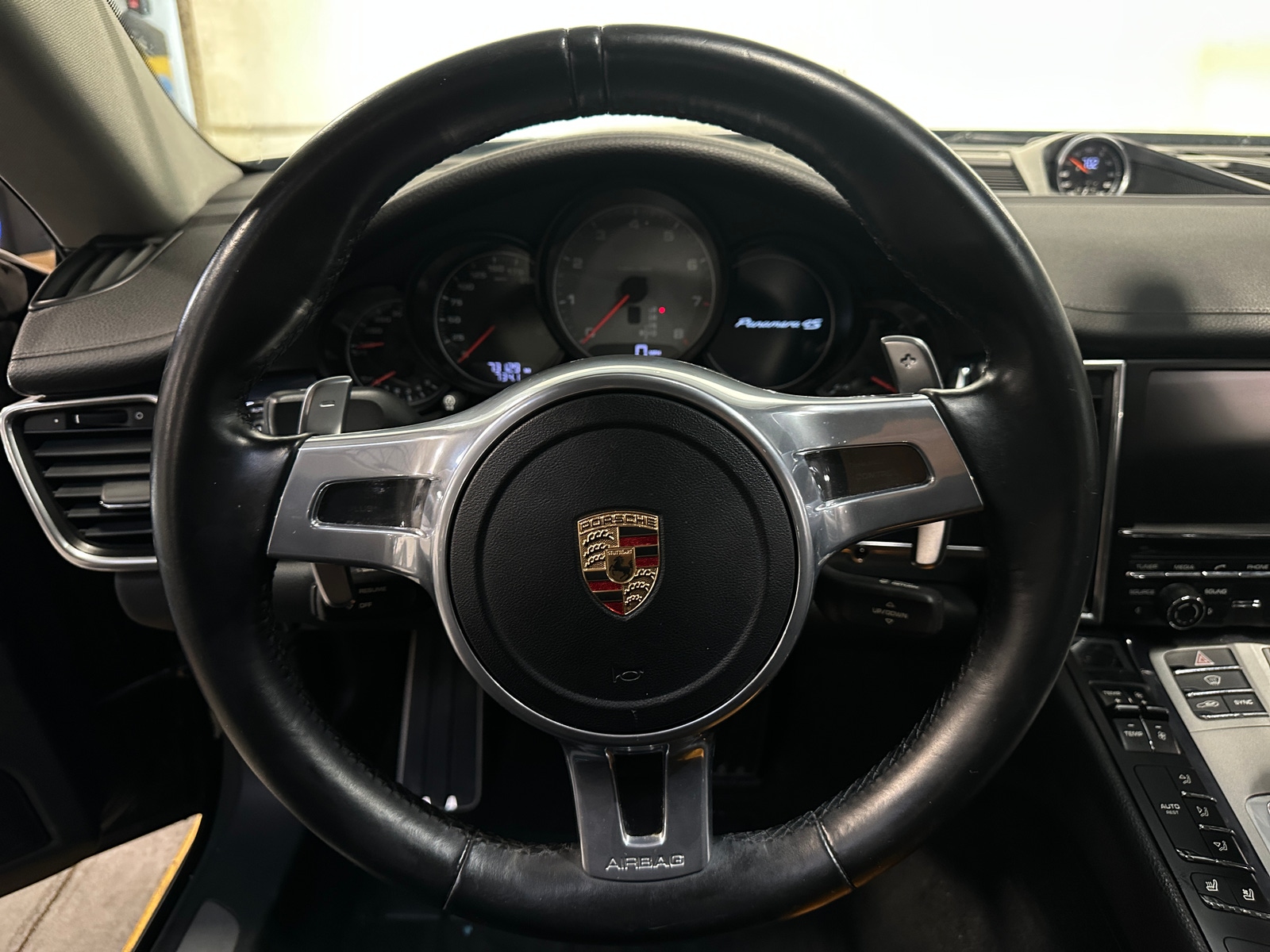 Thumbnail: 2014 Porsche Panamera - 4