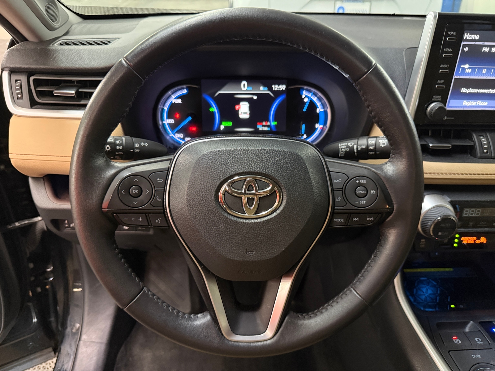 Thumbnail: 2021 Toyota RAV4 - 4