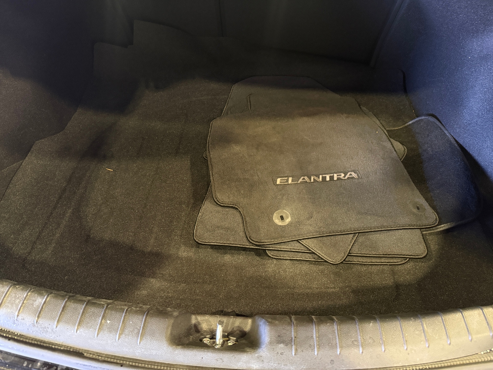 Thumbnail: 2018 Hyundai Elantra - 7