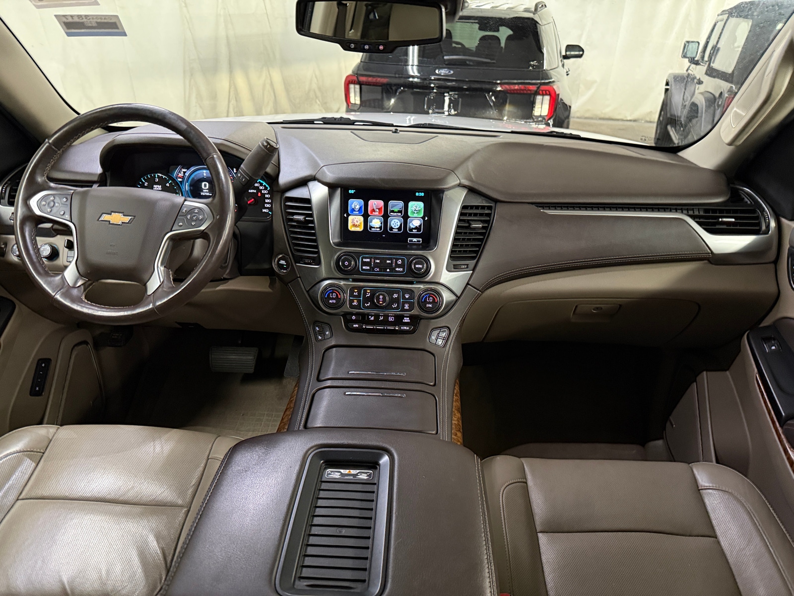 Thumbnail: 2020 Chevrolet Tahoe - 2