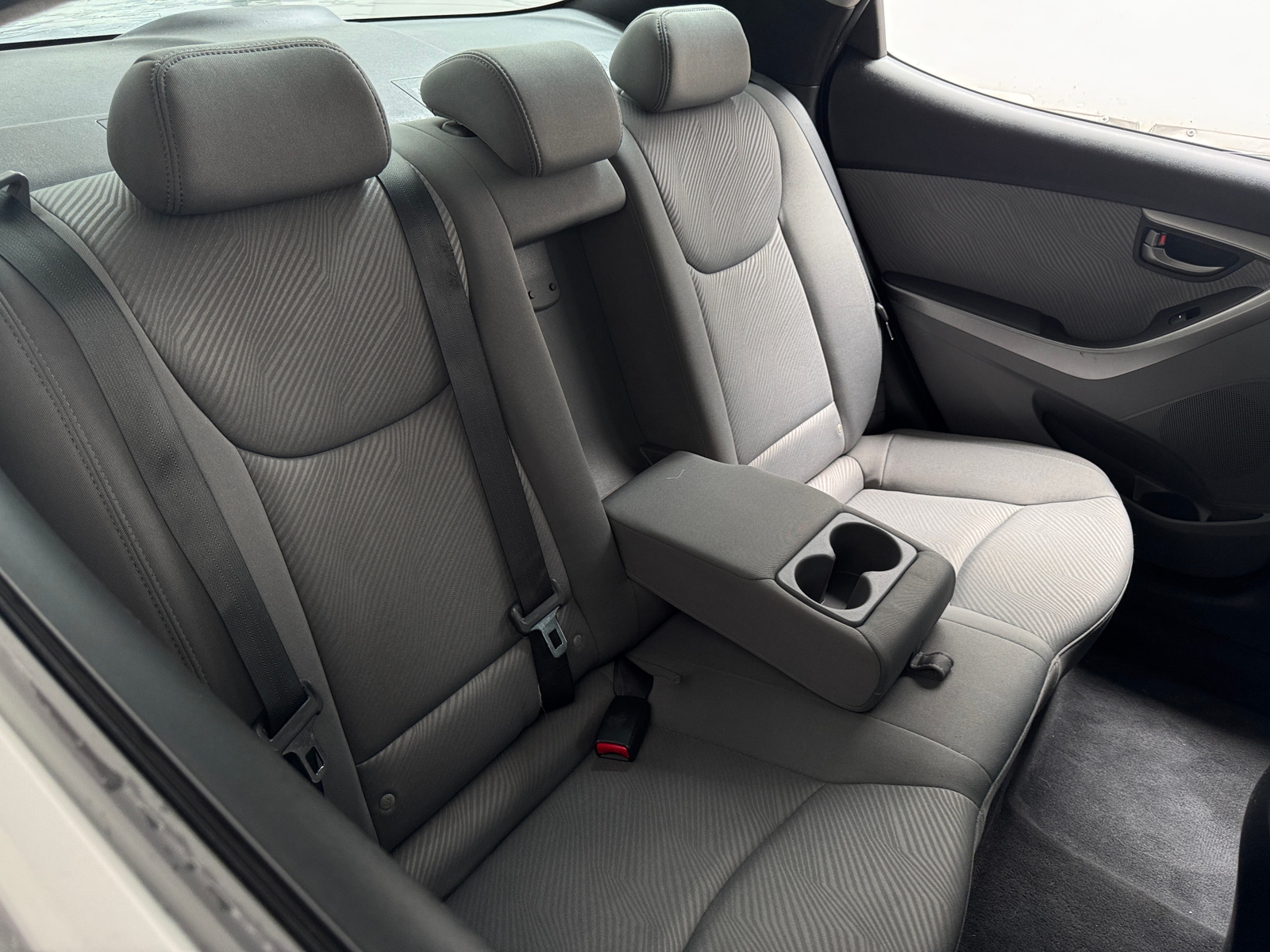 Thumbnail: 2013 Hyundai Elantra - 6