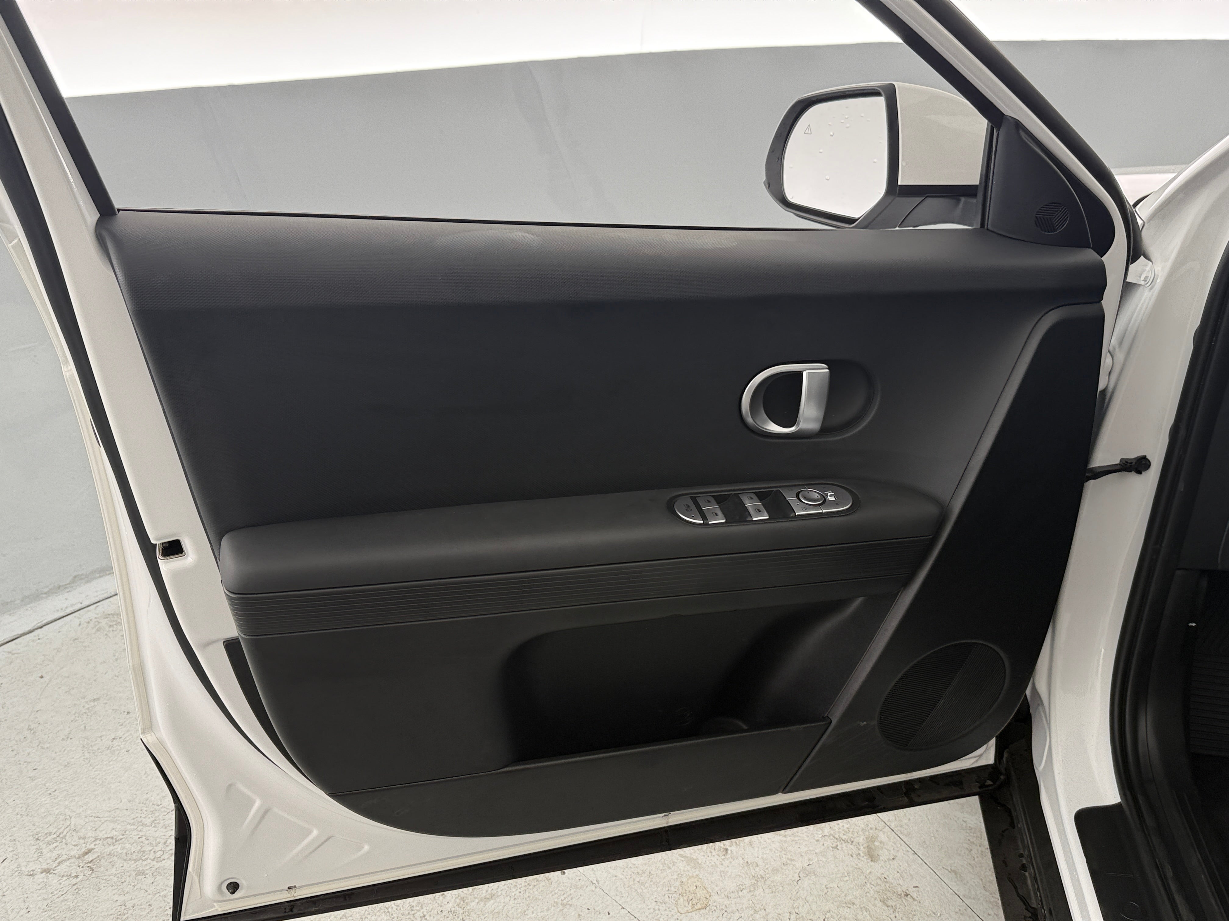 Used 2024 Hyundai IONIQ 5 SEL with VIN KM8KNDDF3RU245442 for sale in Auburn, WA