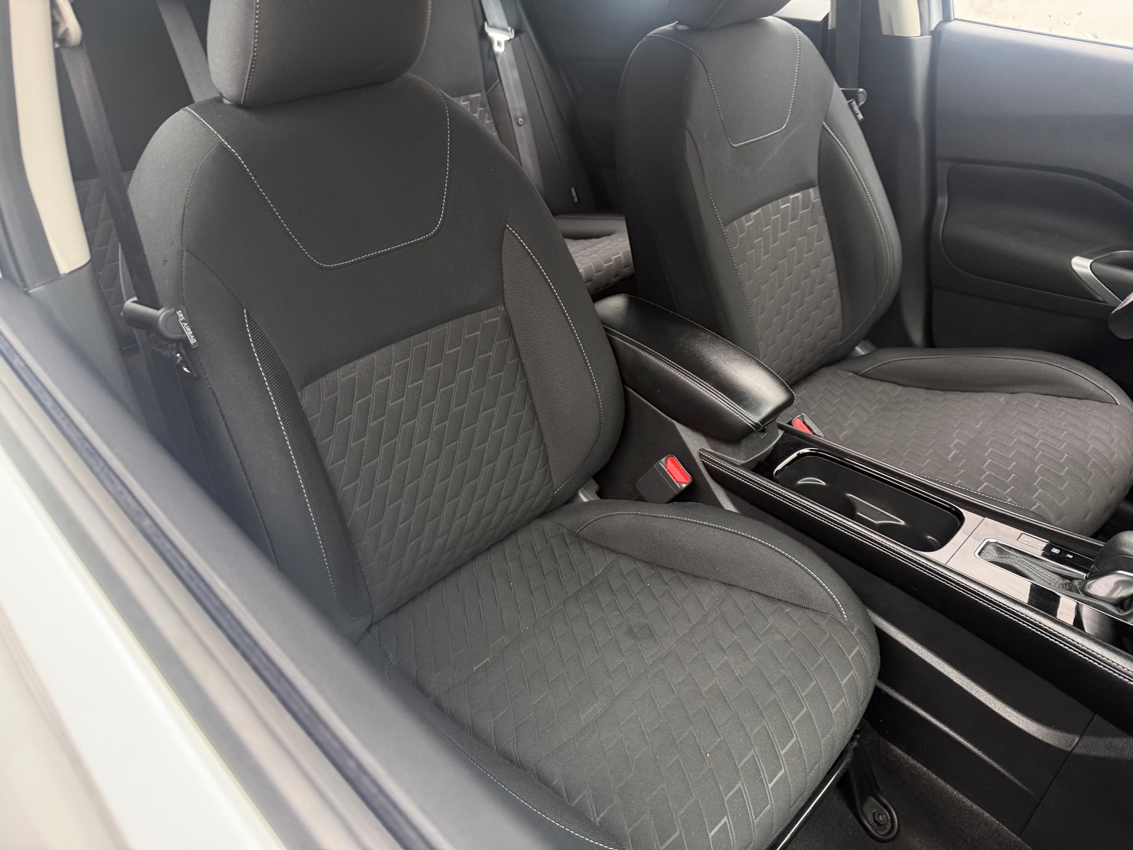 Thumbnail: 2023 Nissan Kicks - 2