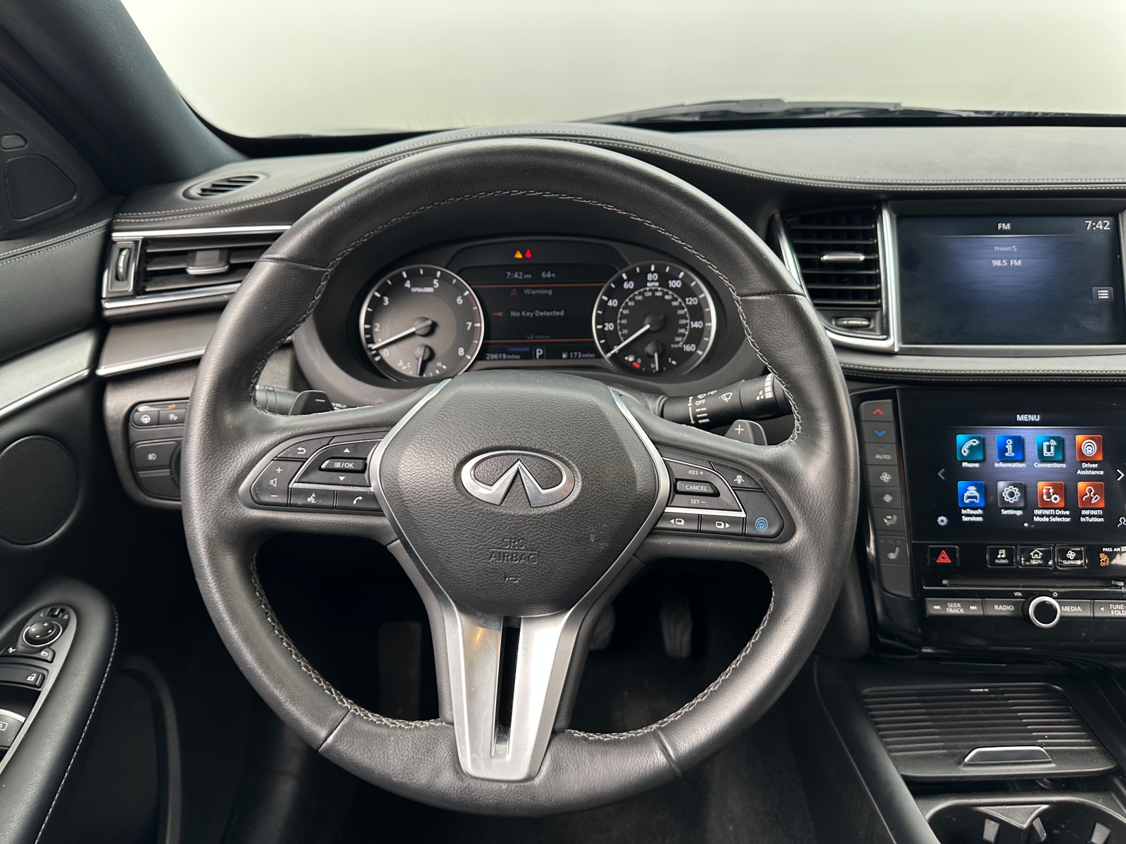 Thumbnail: 2023 INFINITI QX55 - 4