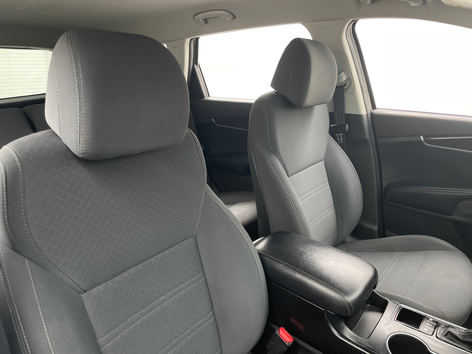 Thumbnail: 2017 Kia Sorento - 2
