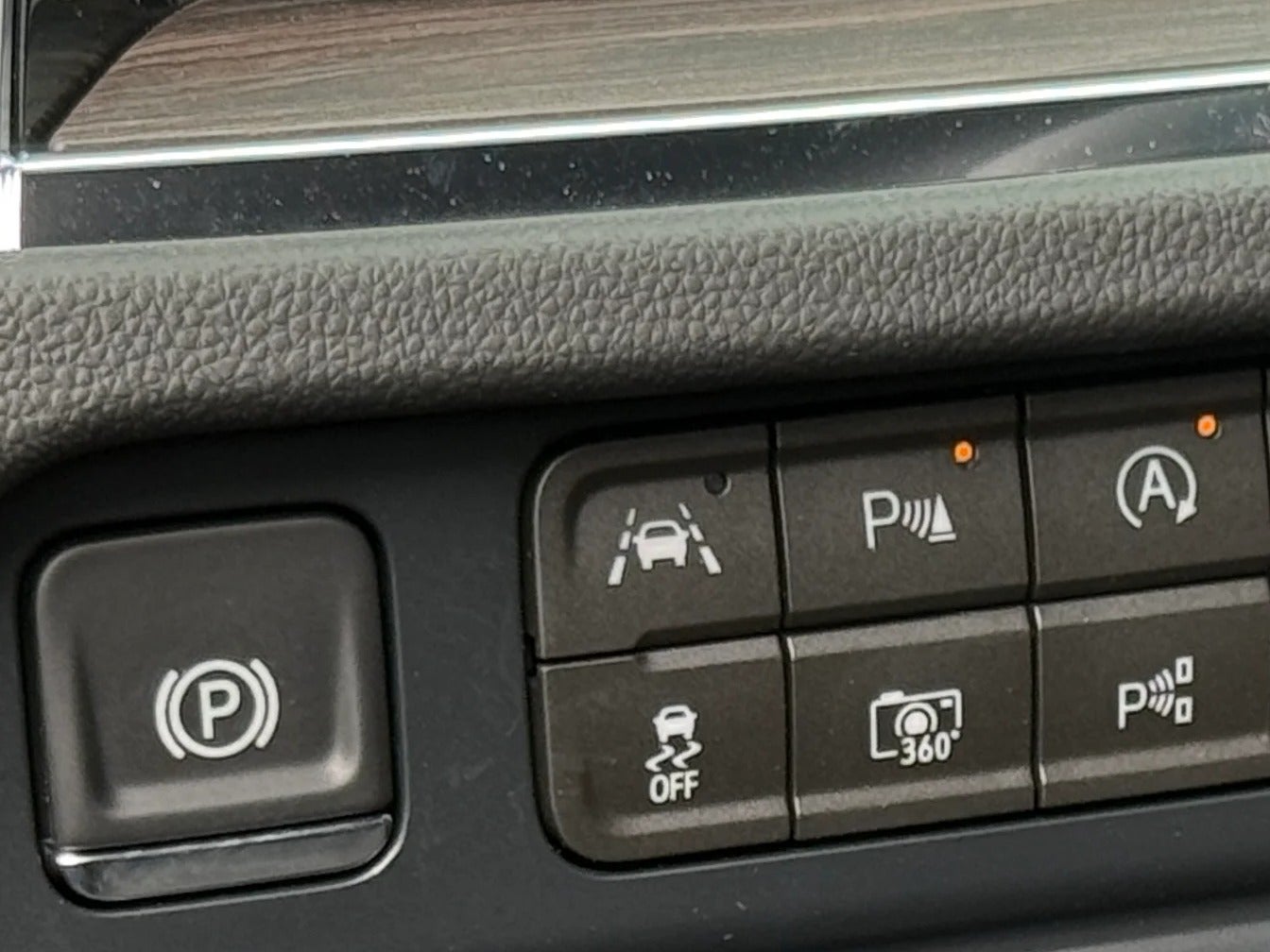 2026 Chevrolet Tahoe LS - Photo 16