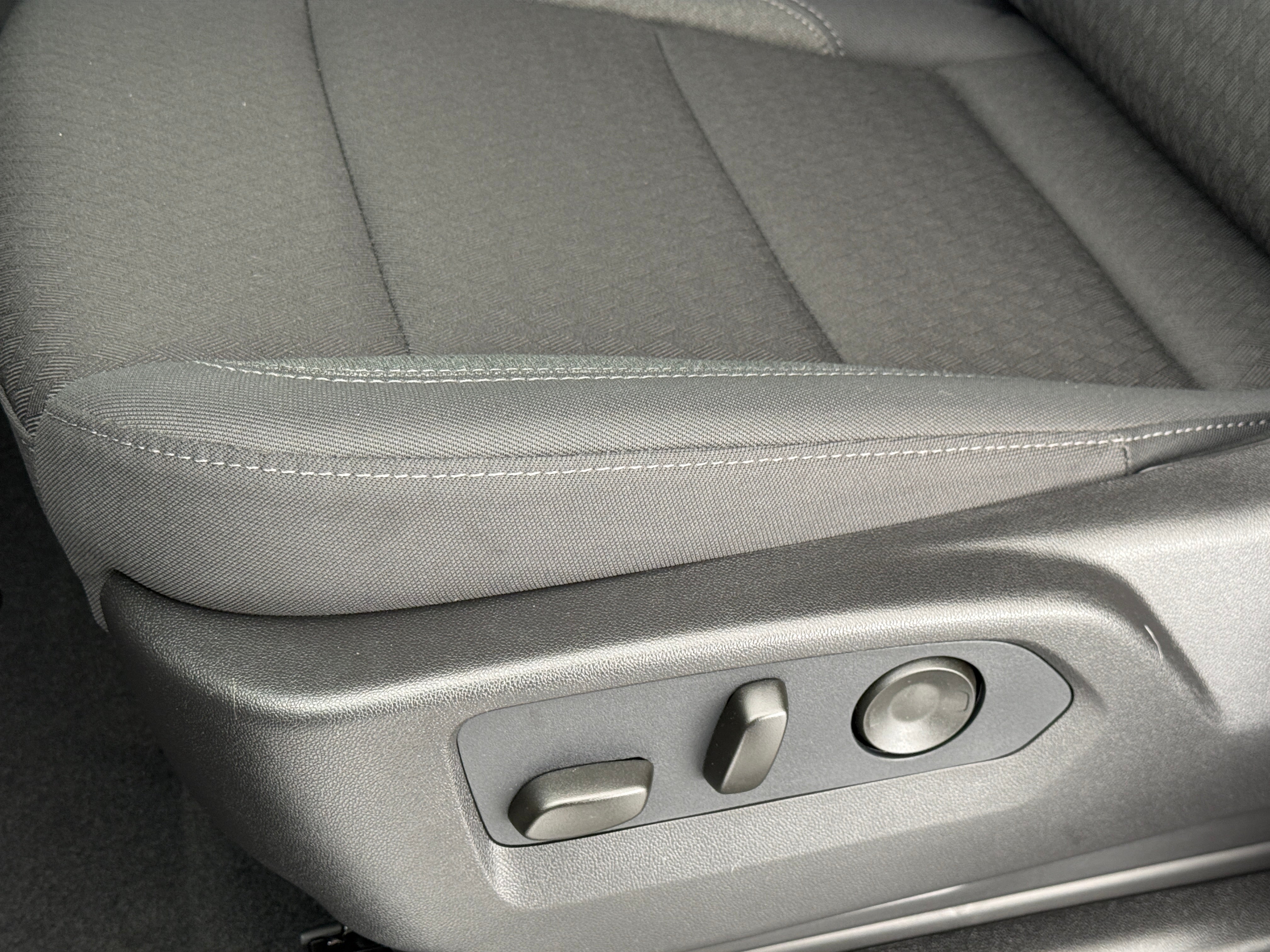 2026 Chevrolet Tahoe LS - Photo 22