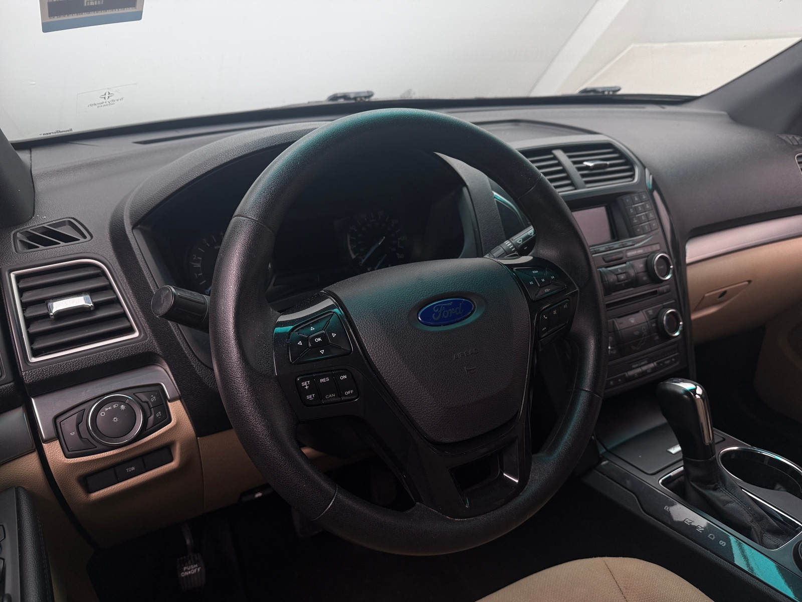Thumbnail: 2017 Ford Explorer - 5