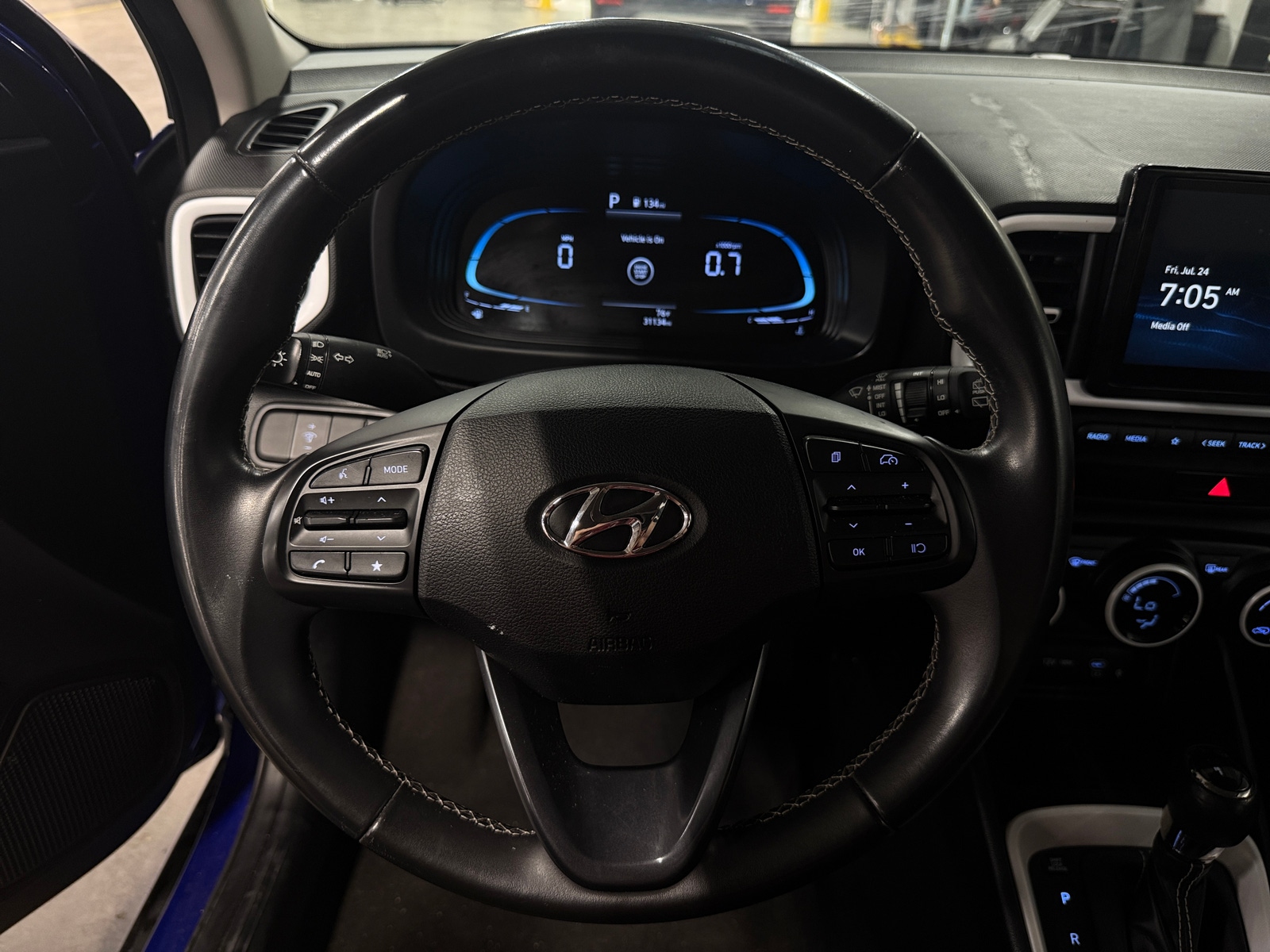 Thumbnail: 2023 Hyundai Venue - 4