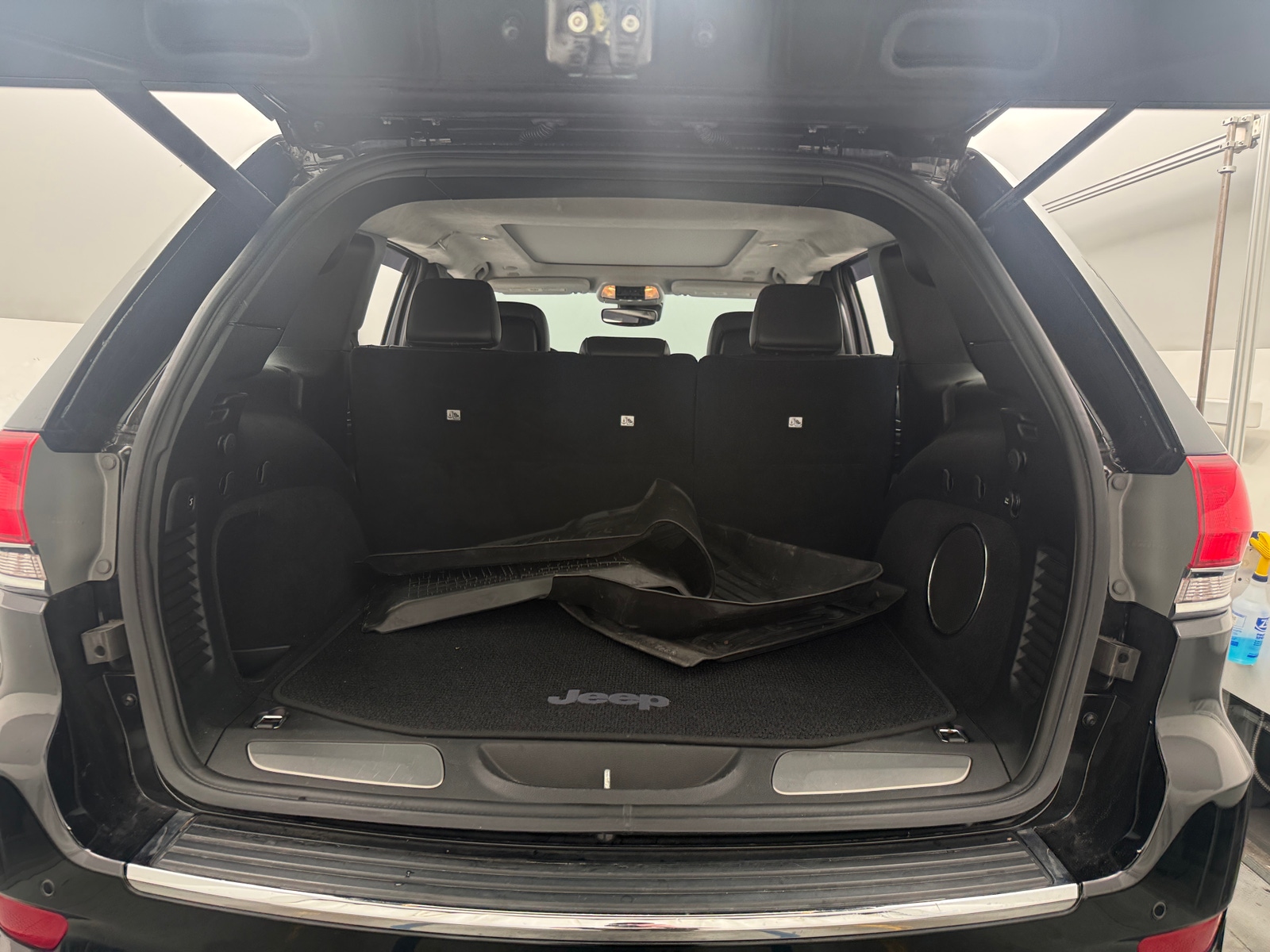 Thumbnail: 2021 Jeep Grand Cherokee - 6