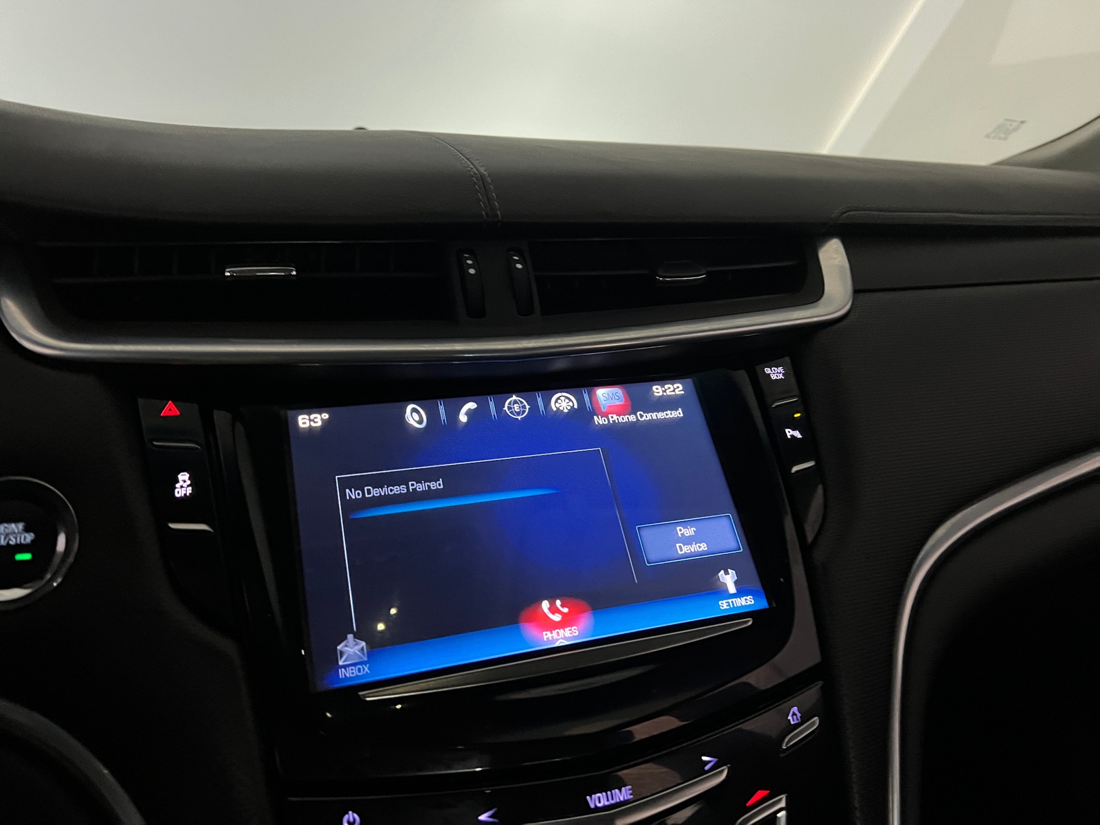 Thumbnail: 2016 Cadillac XTS - 3