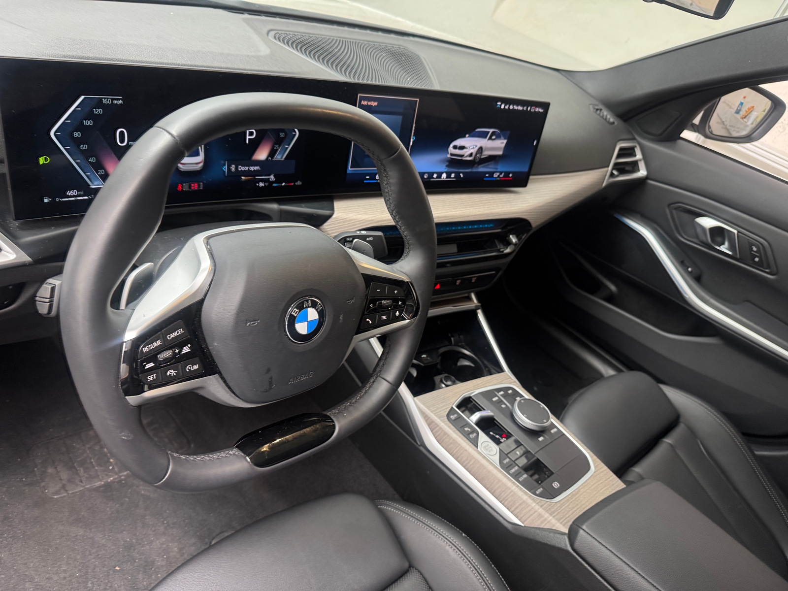 Thumbnail: 2025 BMW 3 Series - 4