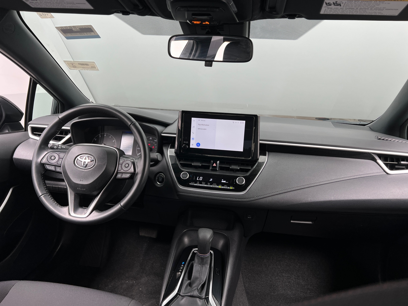 Thumbnail: 2024 Toyota Corolla - 3