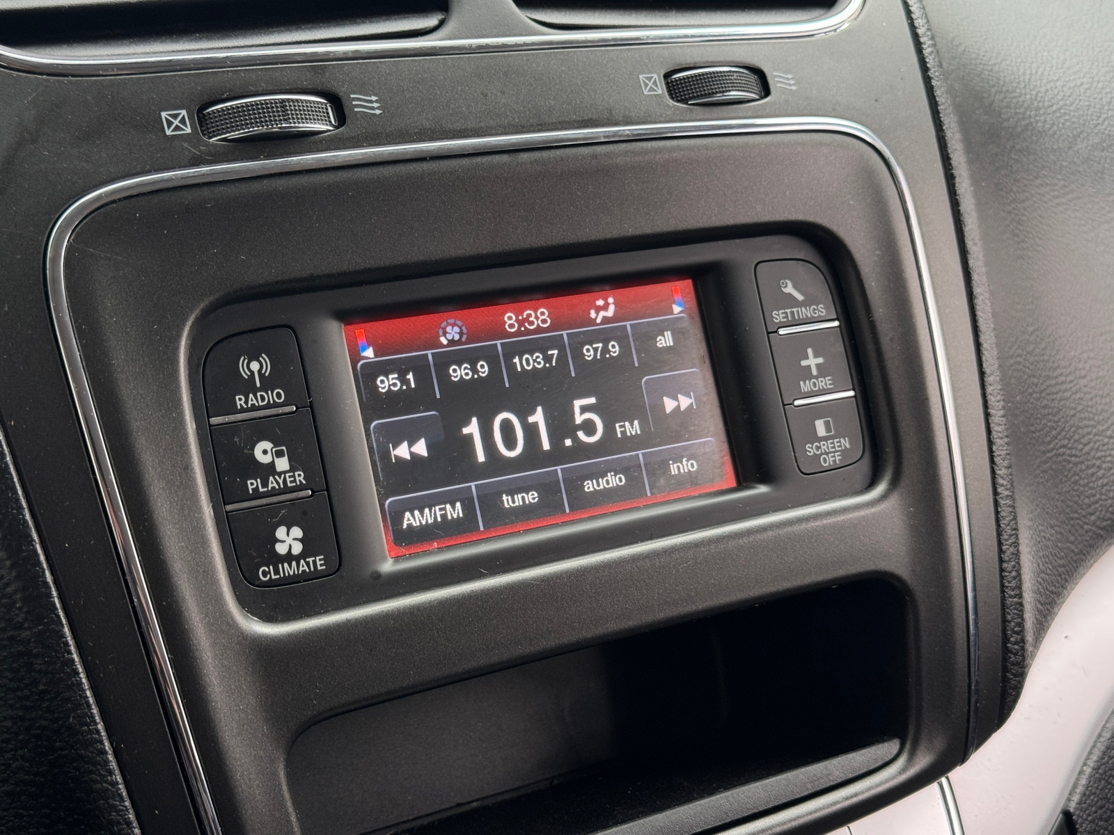 Thumbnail: 2018 Dodge Journey - 4