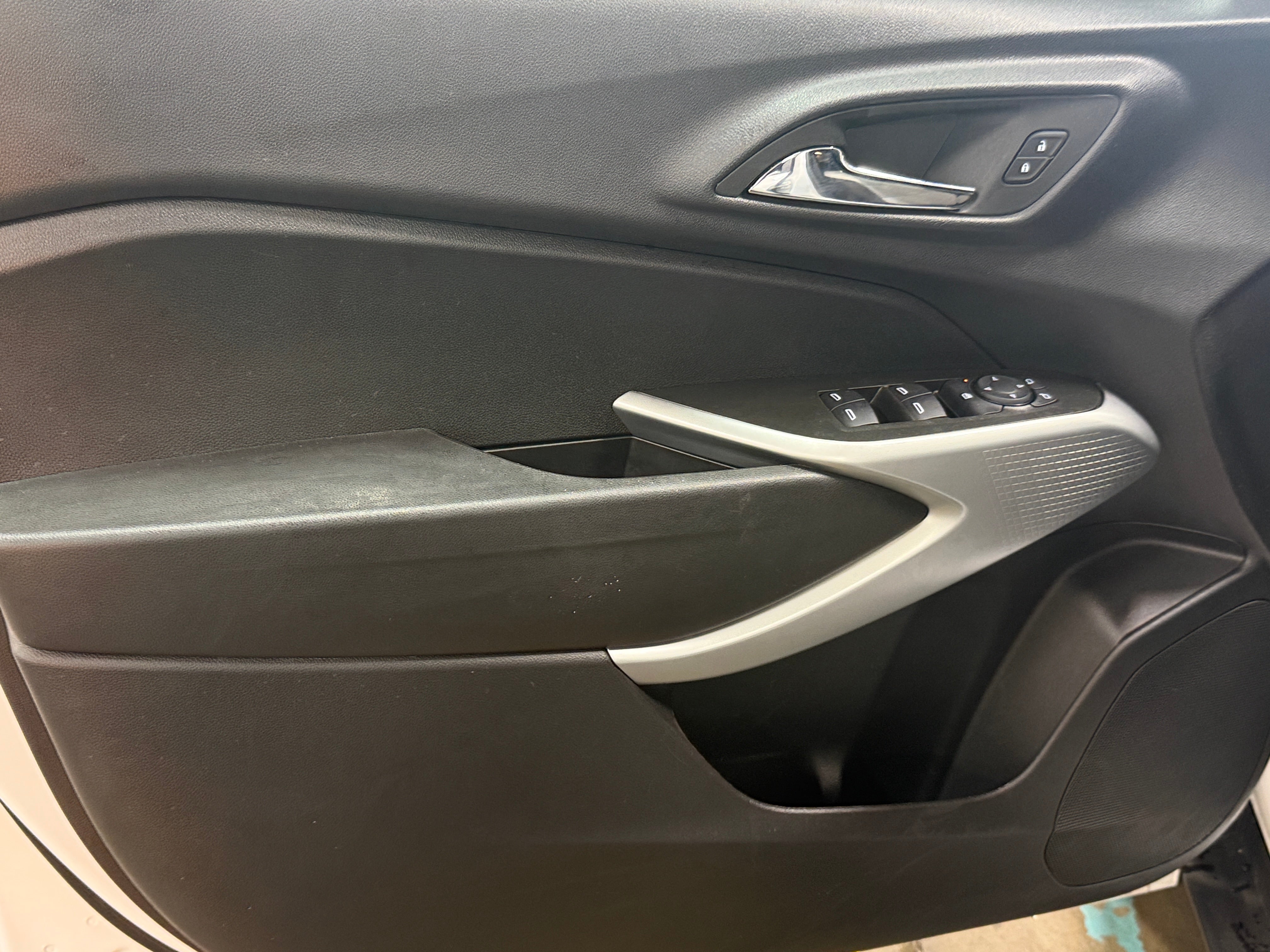 2025 Chevrolet Trax RS - Photo 7