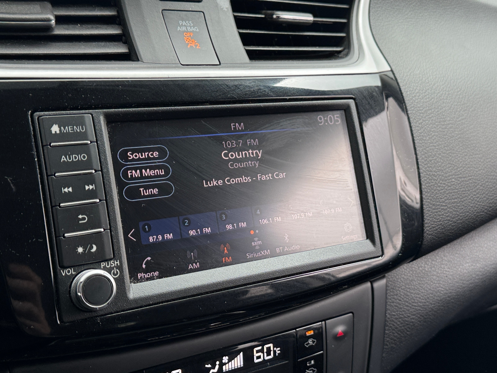 Thumbnail: 2019 Nissan Sentra - 4