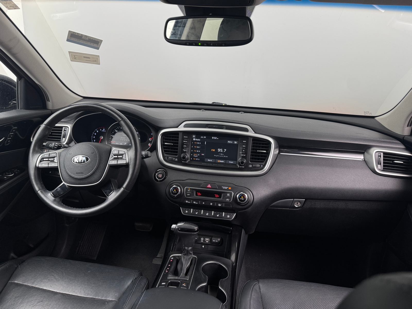 Thumbnail: 2019 Kia Sorento - 2