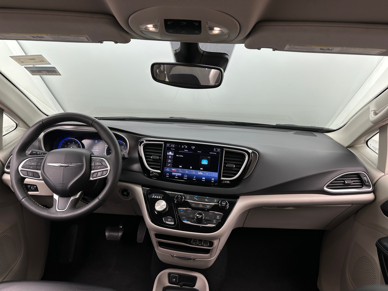 Thumbnail: 2023 Chrysler Pacifica - 2