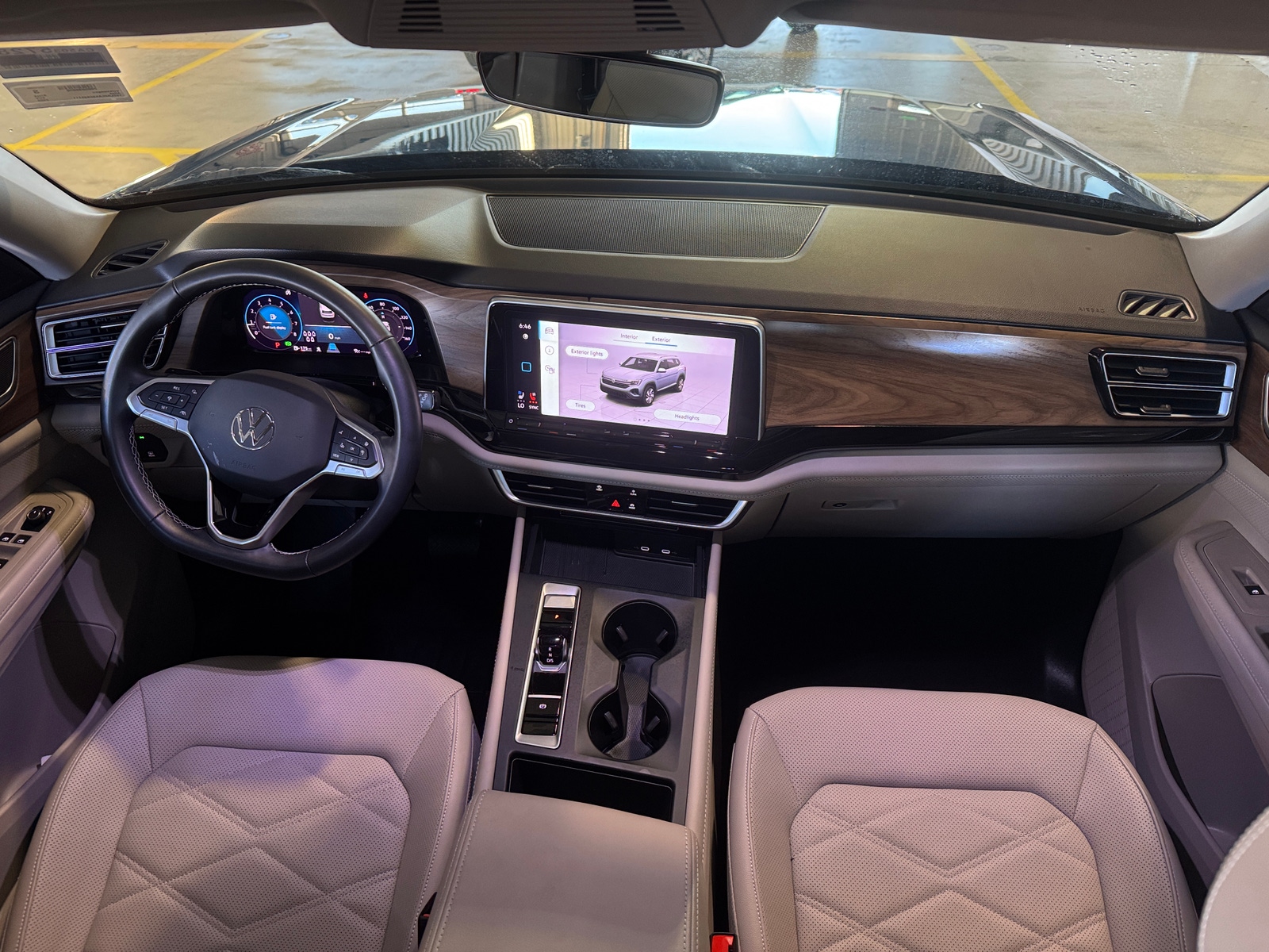 Thumbnail: 2025 Volkswagen Atlas - 2