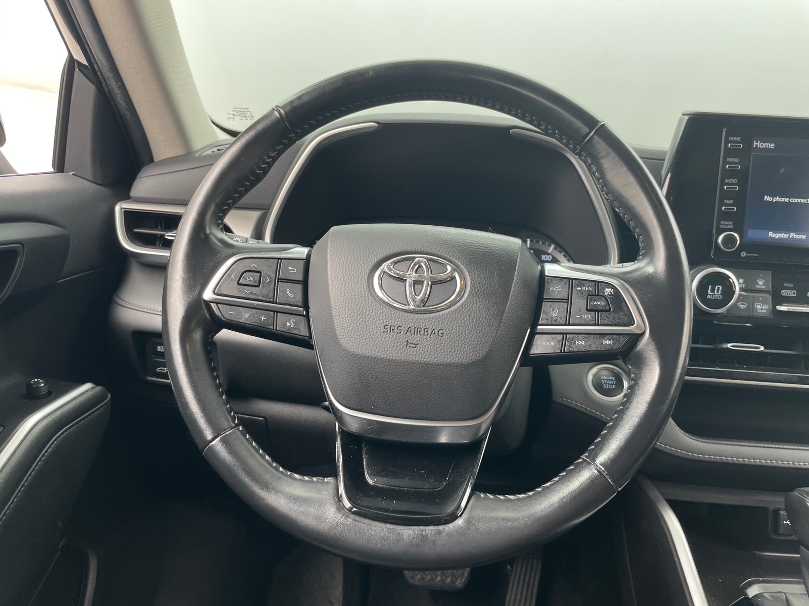 Thumbnail: 2021 Toyota Highlander - 4