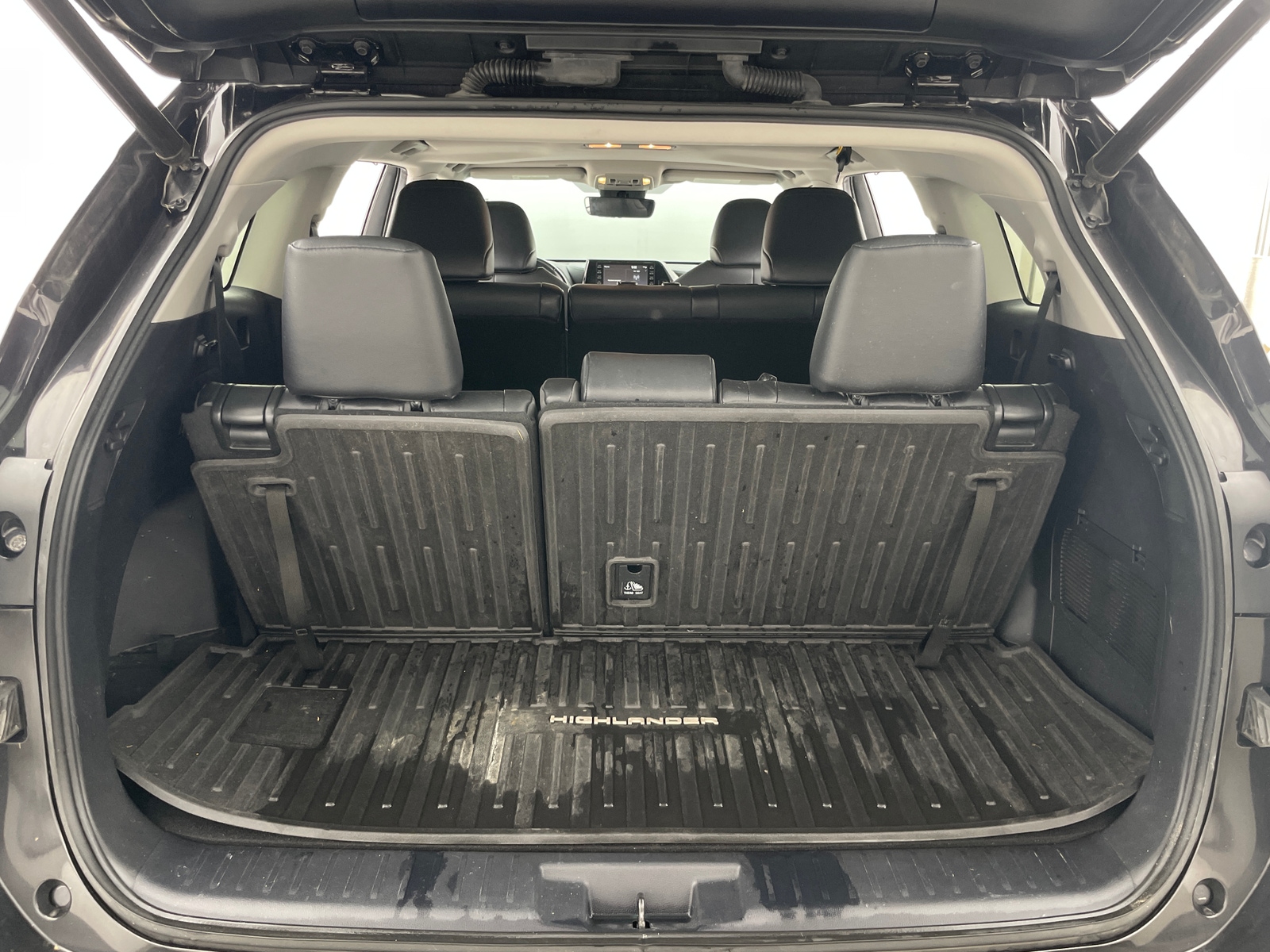 Thumbnail: 2021 Toyota Highlander - 6