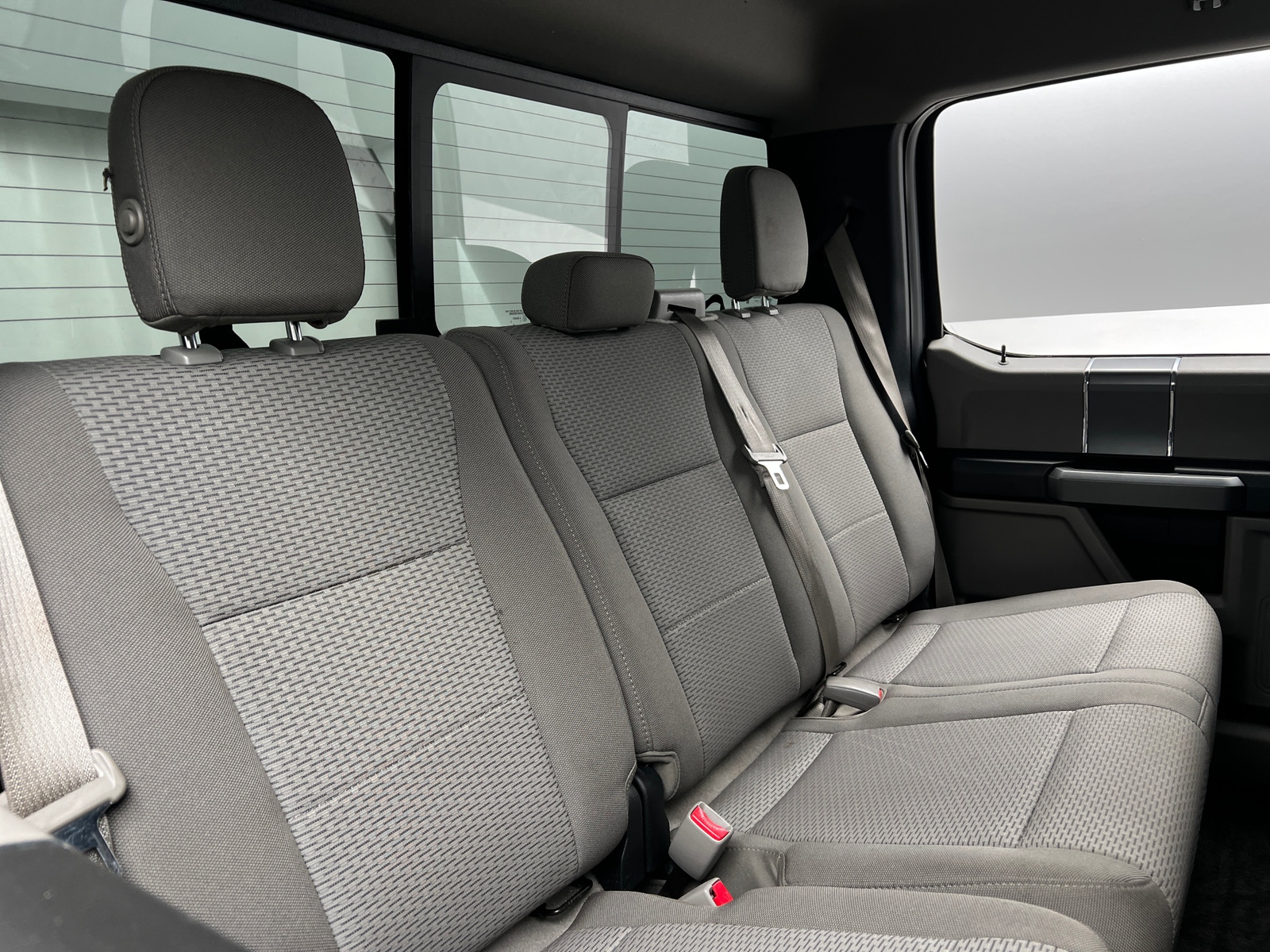 Thumbnail: 2017 Ford Econoline - 6