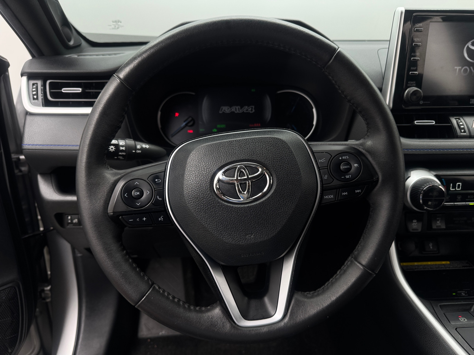 Thumbnail: 2021 Toyota RAV4 - 4