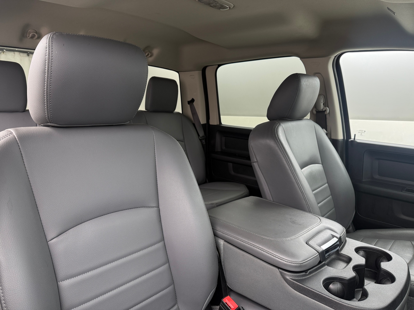 Thumbnail: 2020 RAM 1500 Classic - 2