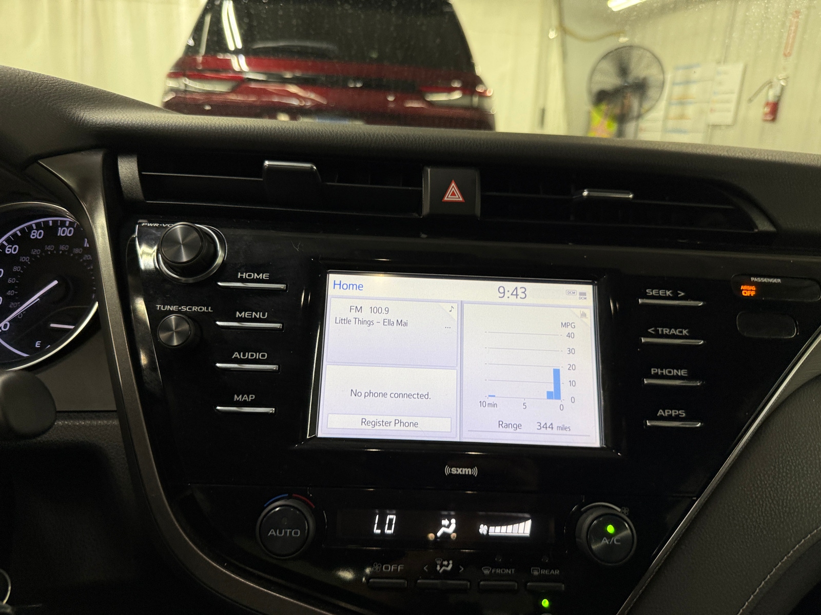 Thumbnail: 2020 Toyota Camry - 4