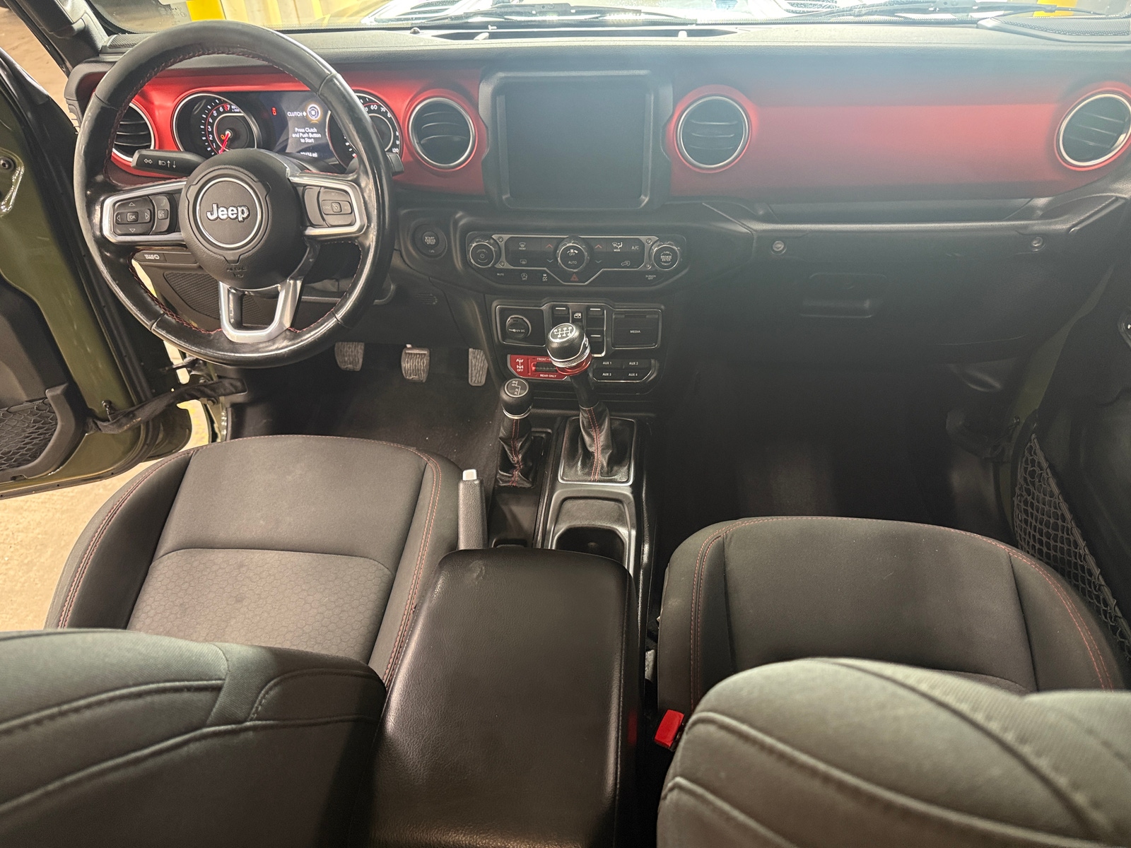 Thumbnail: 2021 Jeep Gladiator - 3