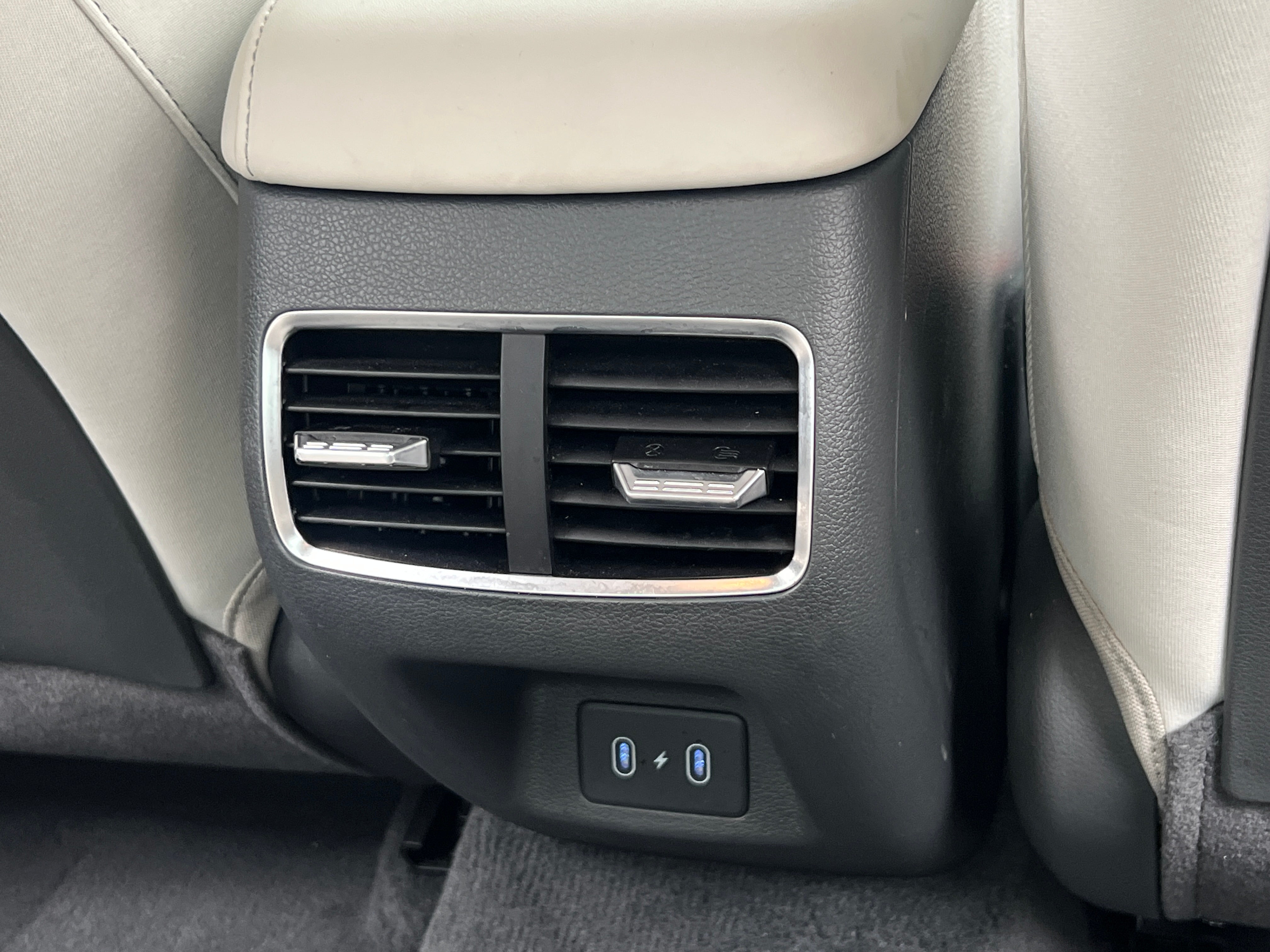 2025 Hyundai Sonata Hybrid SEL - Photo 7