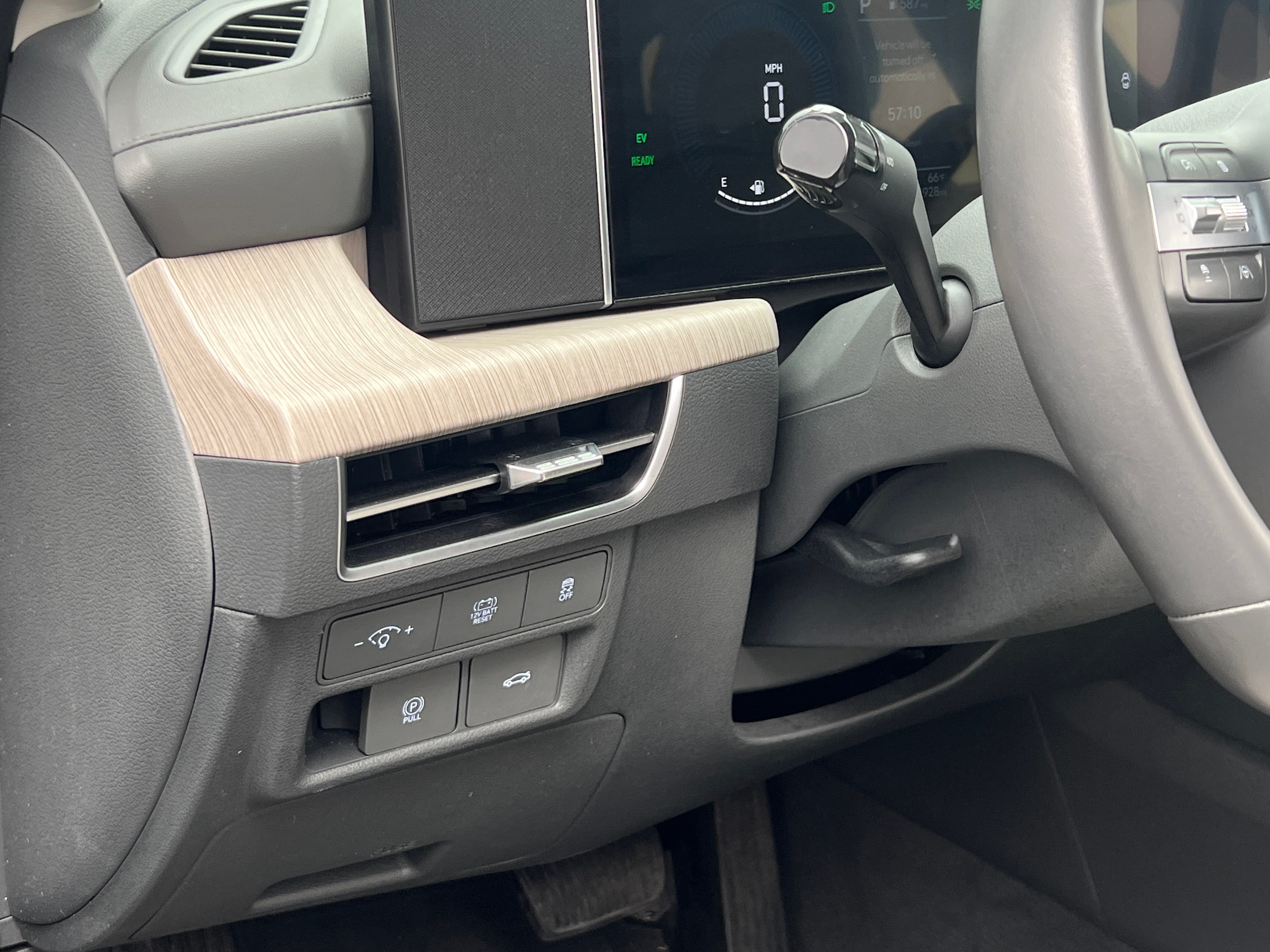 2025 Hyundai Sonata Hybrid SEL - Photo 10