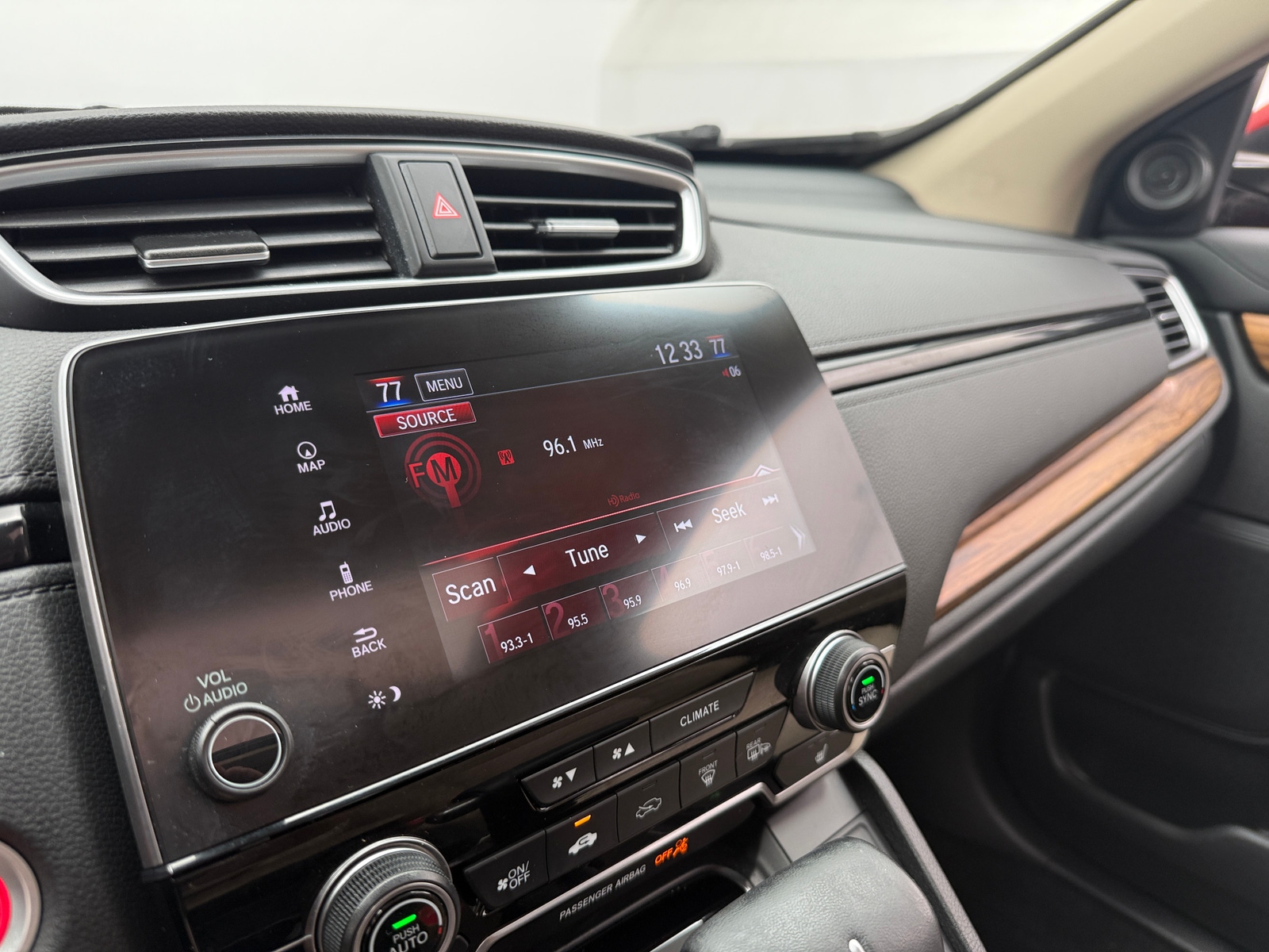 Thumbnail: 2019 Honda CR-V - 3