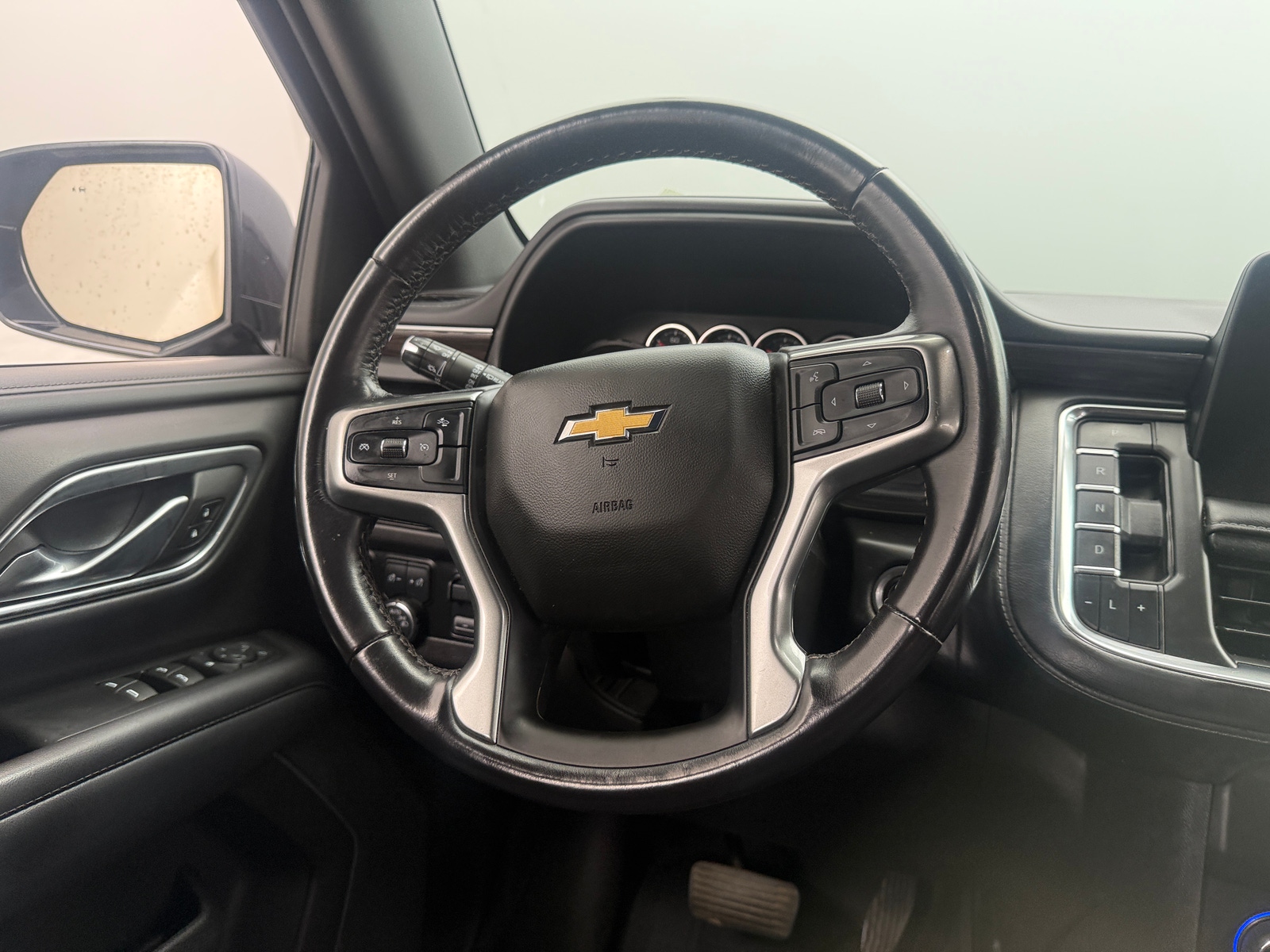 Thumbnail: 2022 Chevrolet Suburban - 5