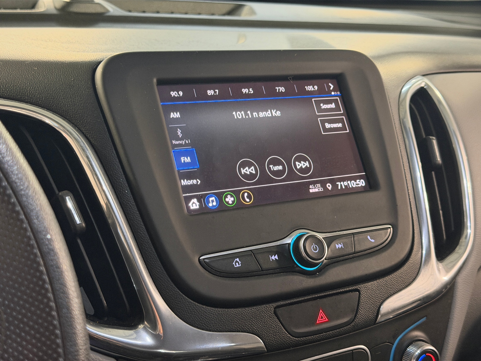 Thumbnail: 2020 Chevrolet Equinox - 4