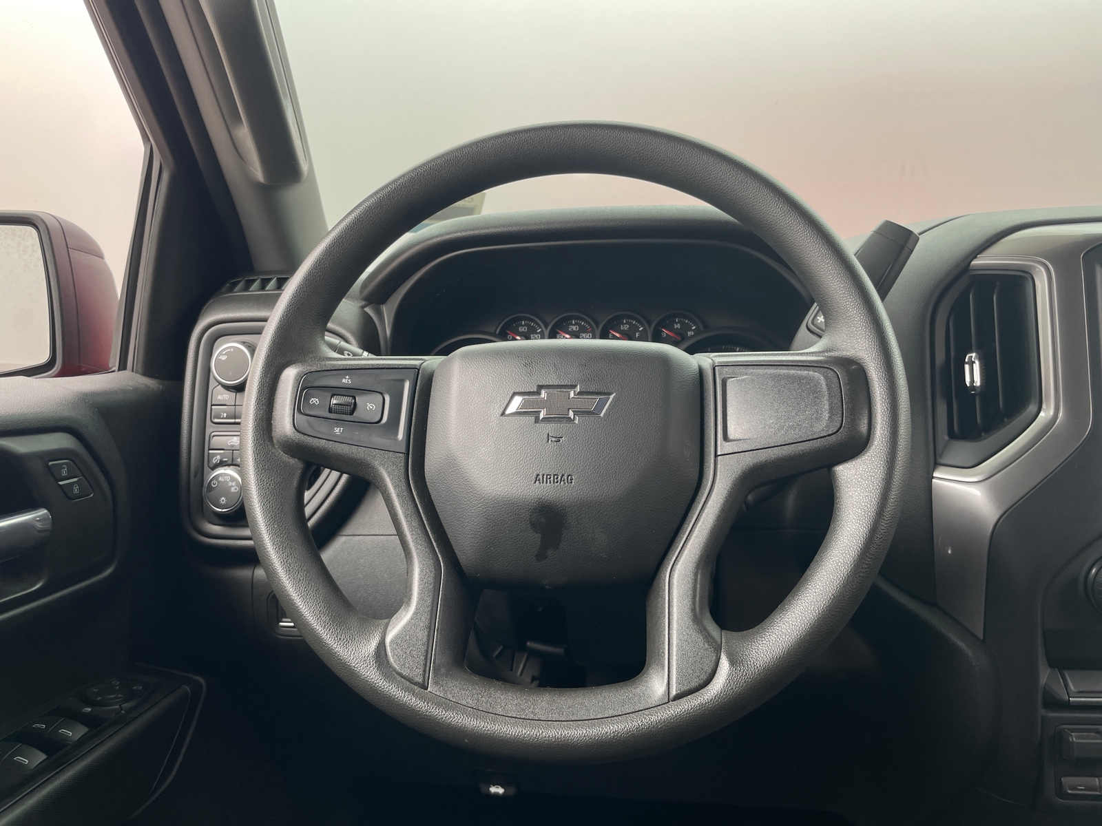 Thumbnail: 2019 Chevrolet Silverado 1500 - 5