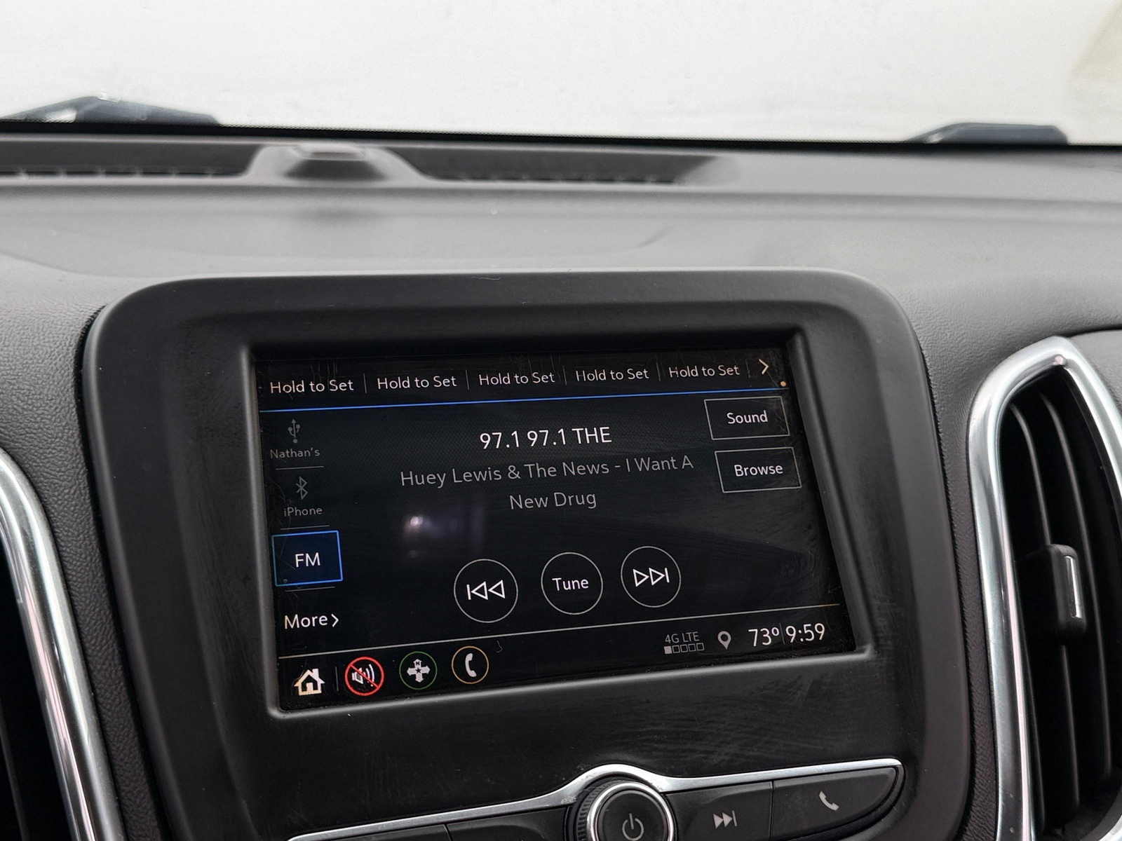 Thumbnail: 2019 Chevrolet Equinox - 4